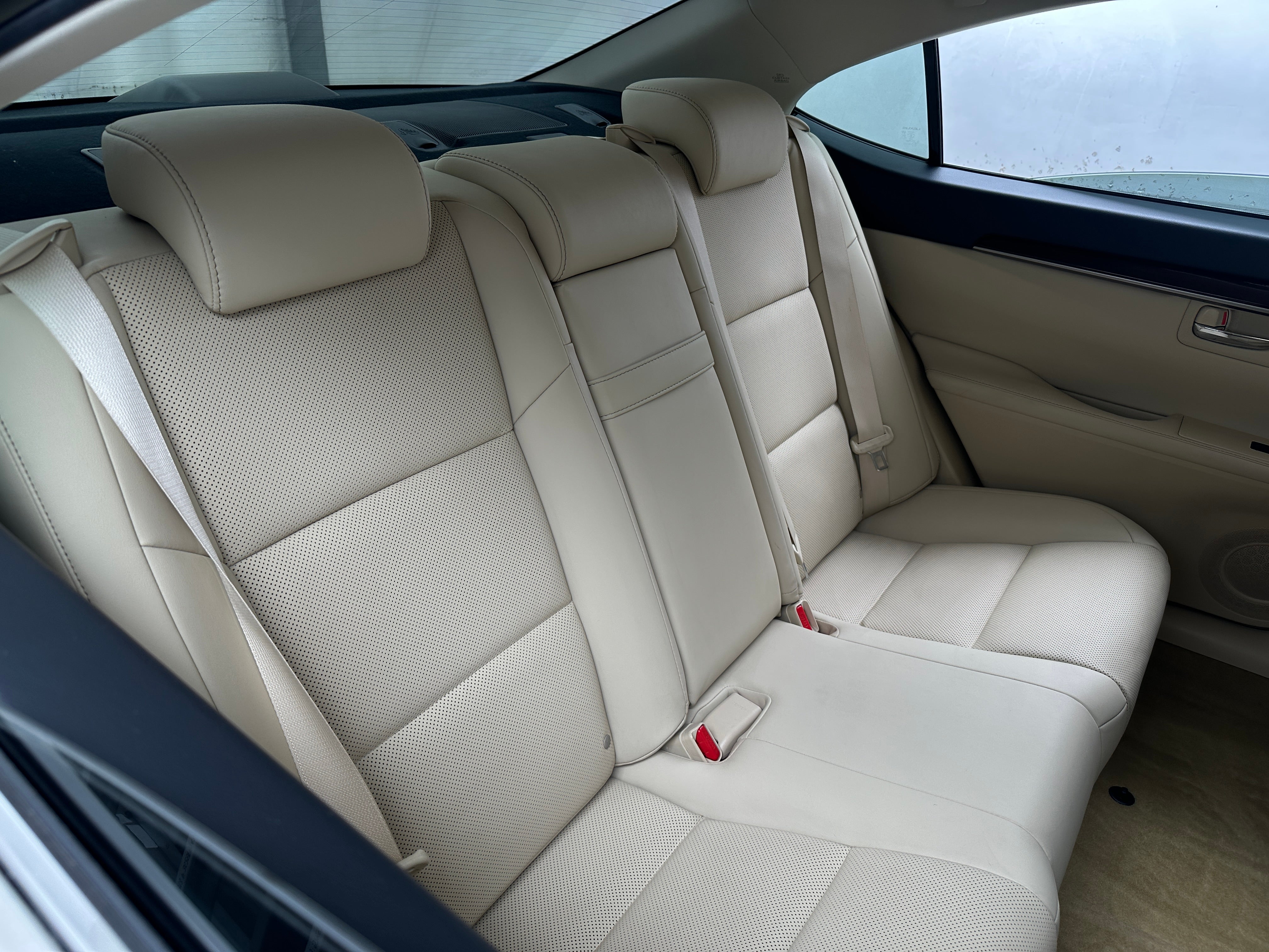 2015 Lexus ES 350 5