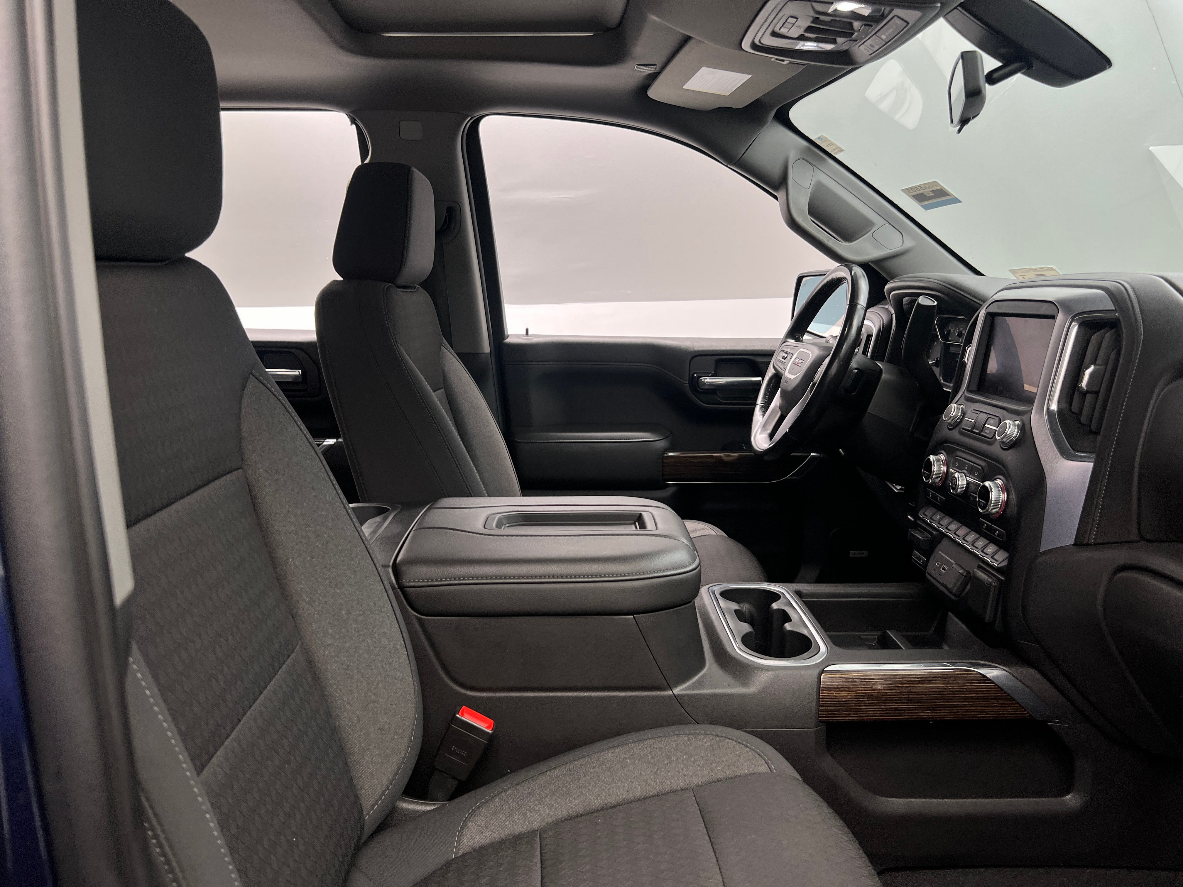 2020 GMC Sierra 1500 Elevation 2