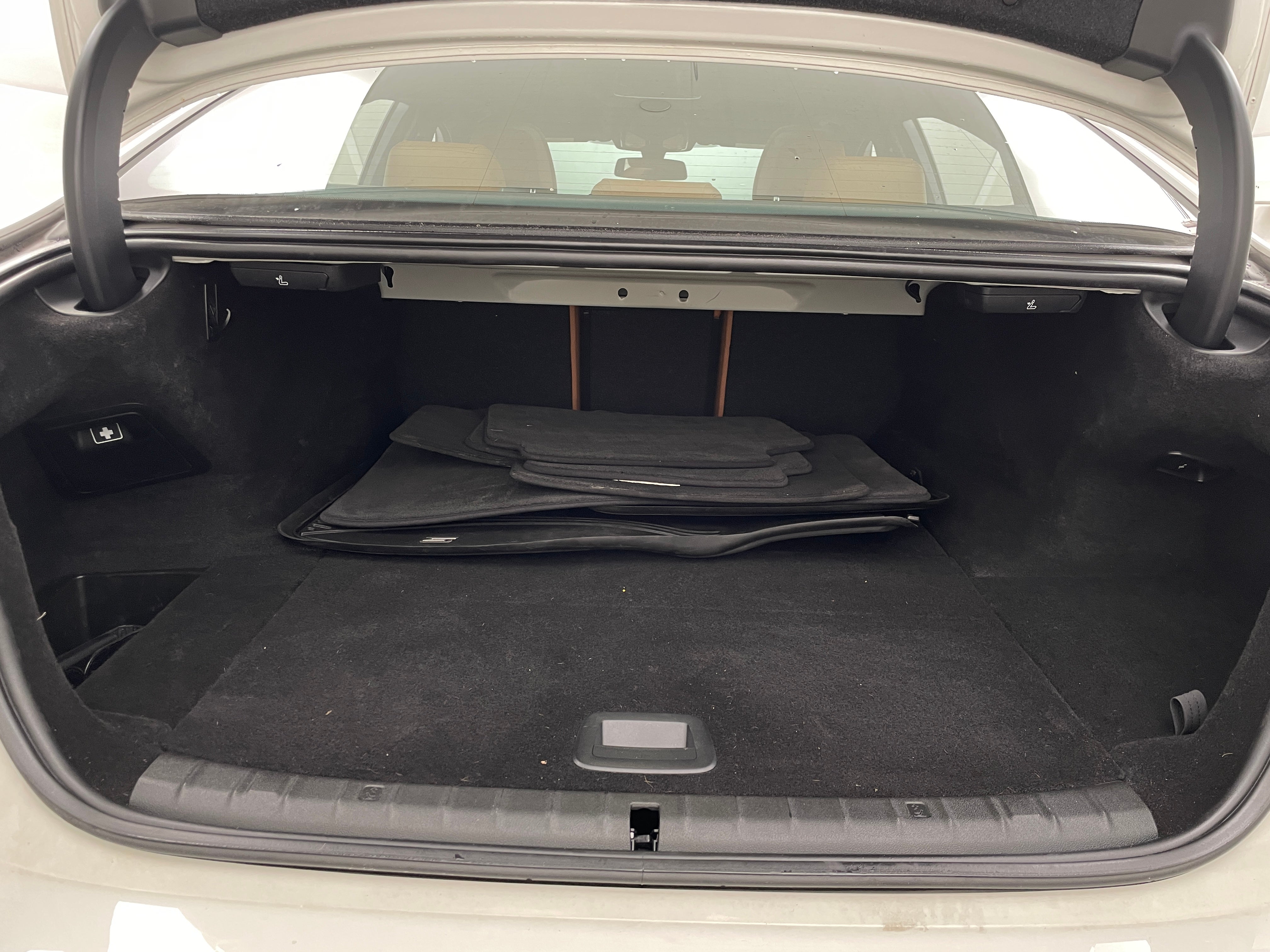 2018 BMW 5 Series 530e xDrive iPerformance 6