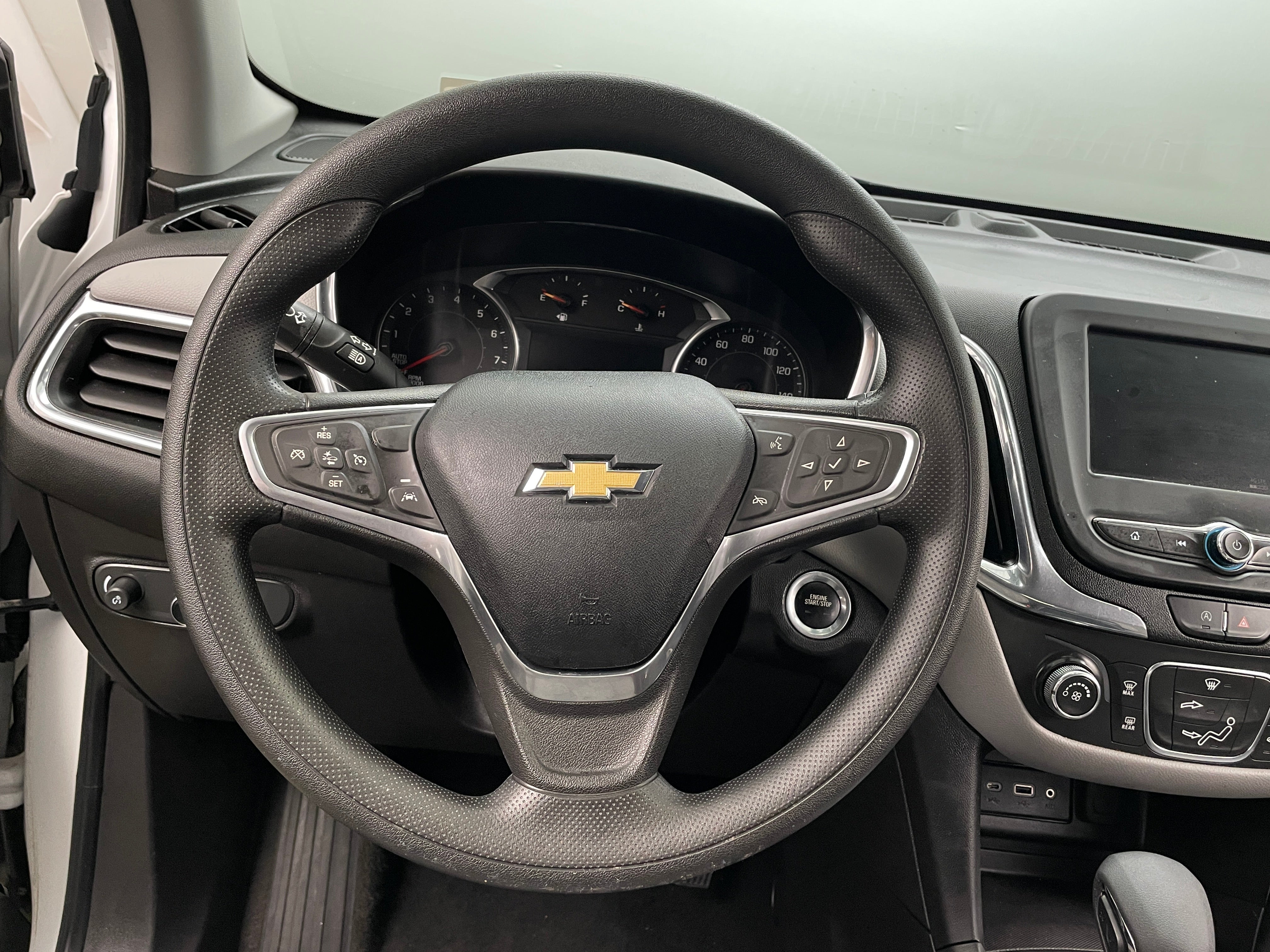 2022 Chevrolet Equinox LS 5