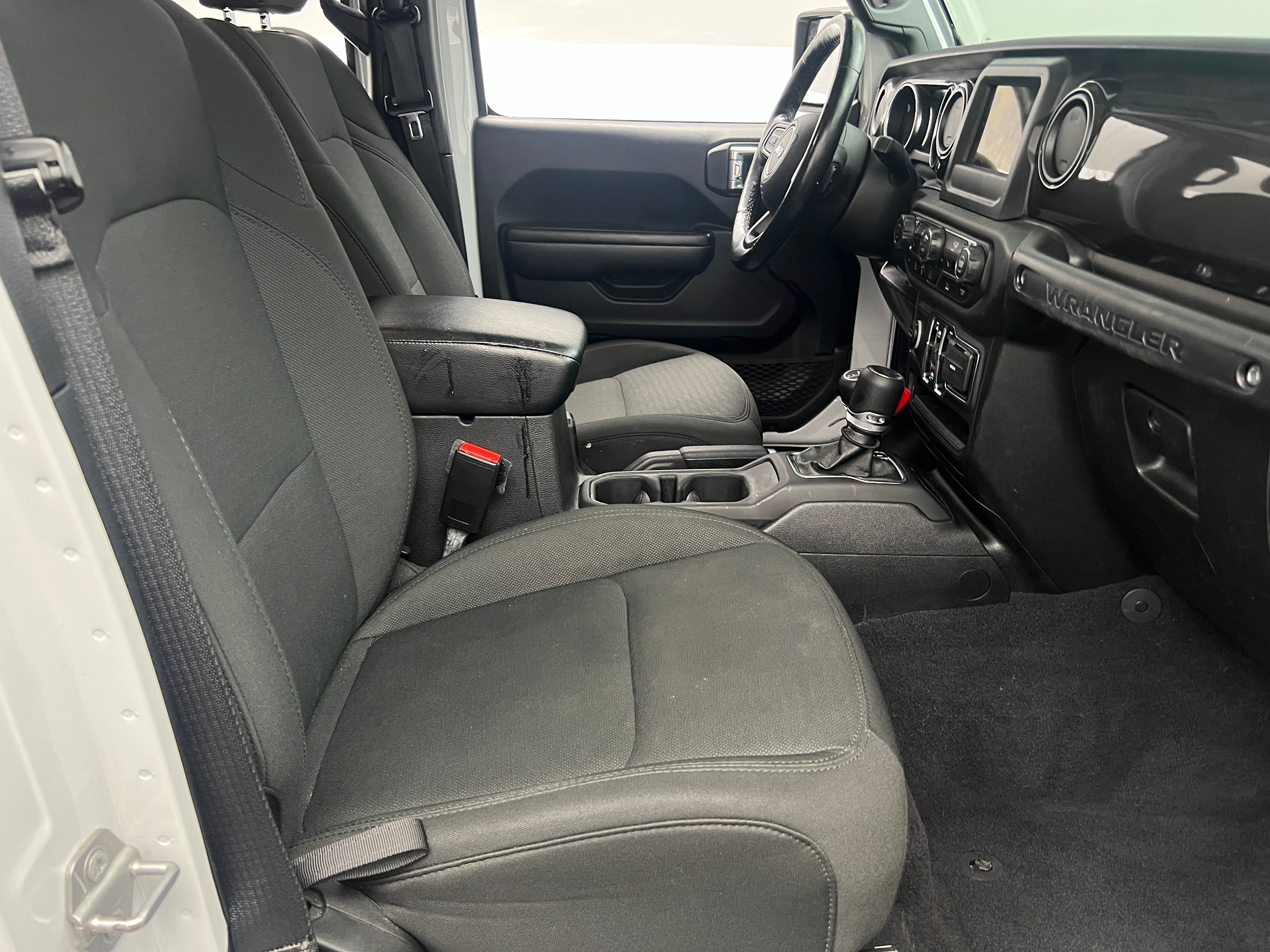 2021 Jeep Wrangler Unlimited Altitude 2