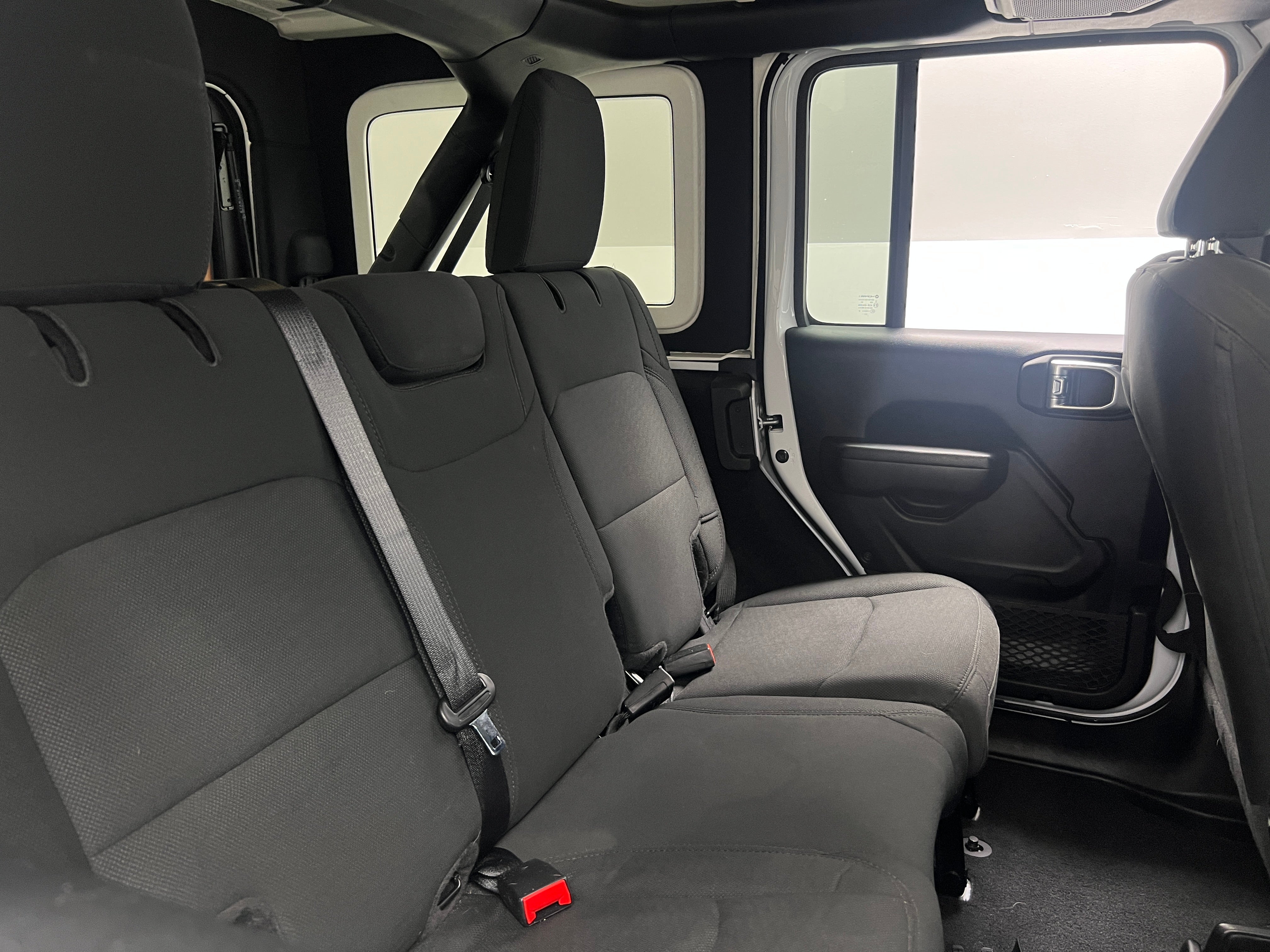 2021 Jeep Wrangler Unlimited Altitude 6