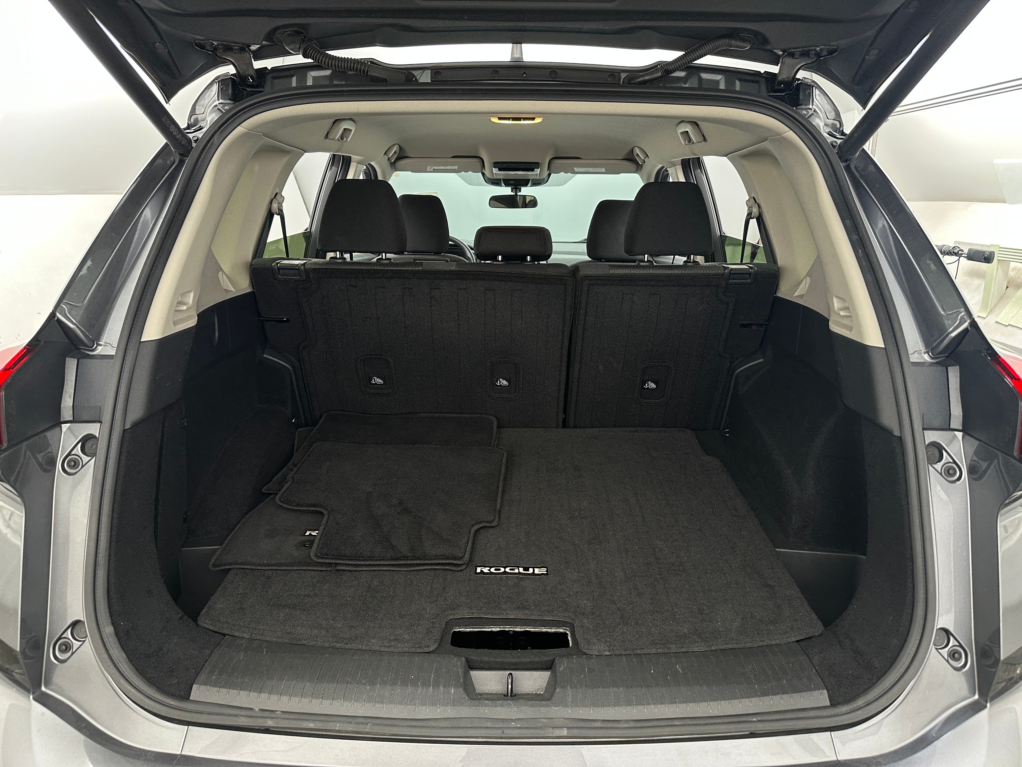 2024 Nissan Rogue SV 7