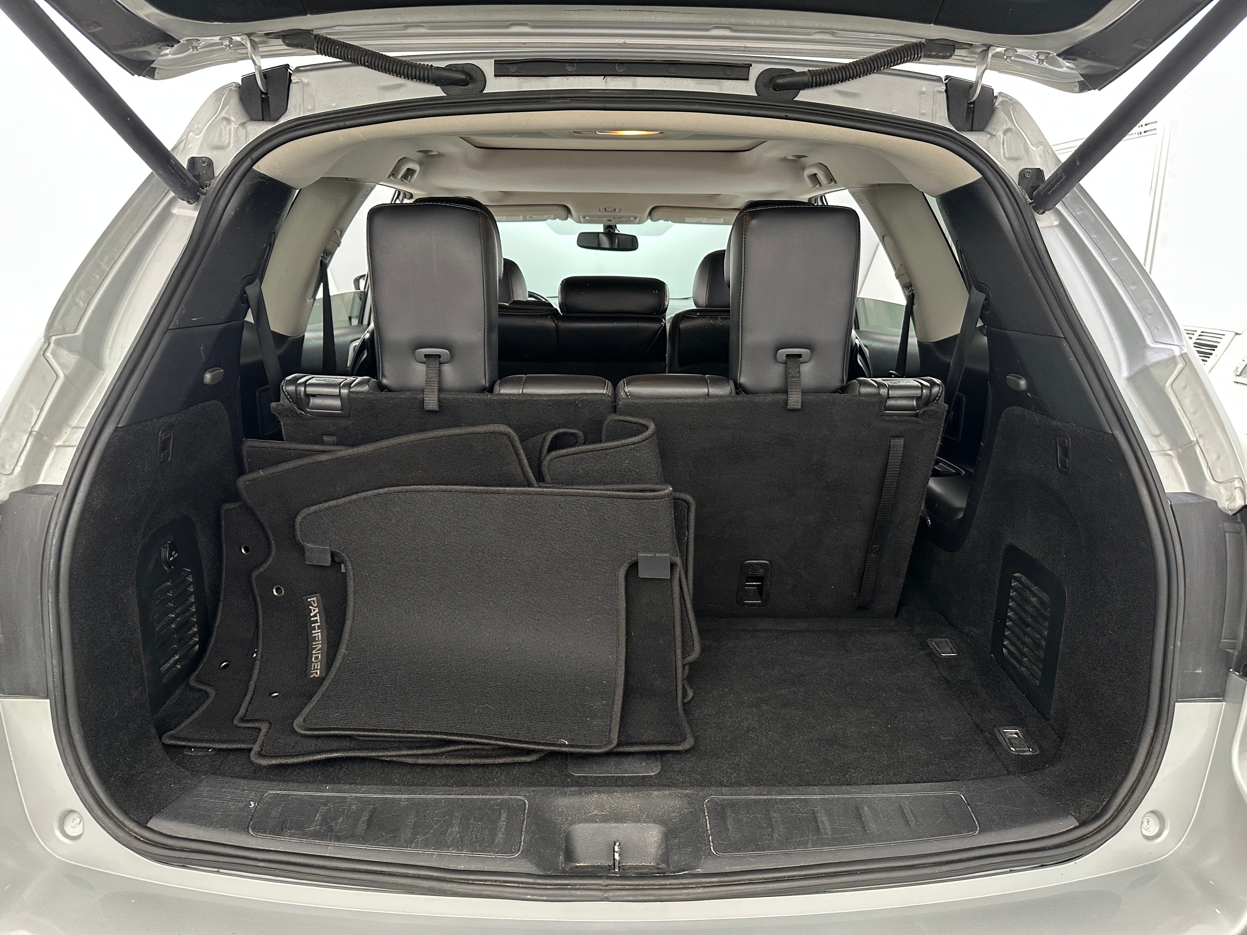 2020 Nissan Pathfinder Platinum 6
