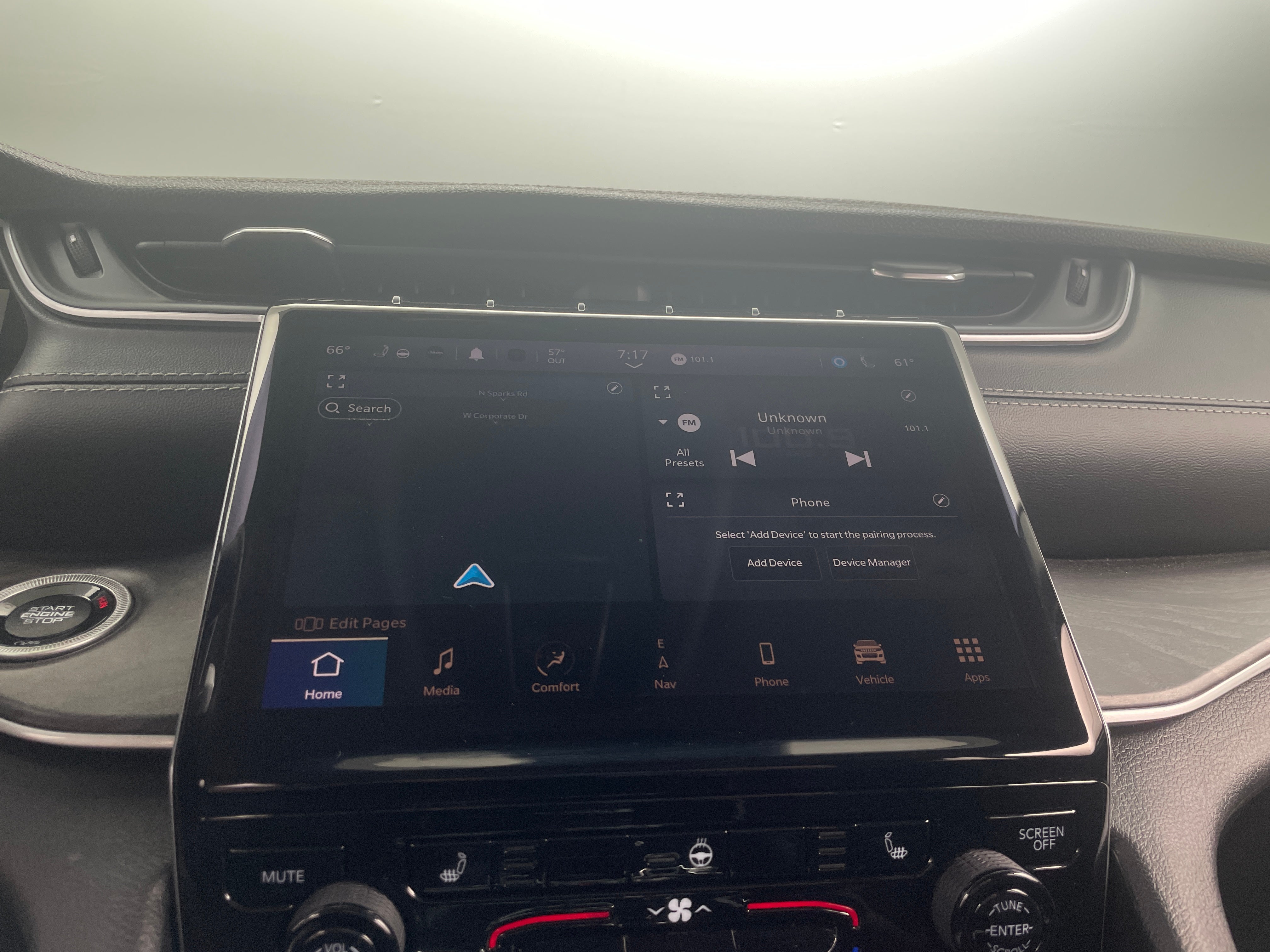 2021 Jeep Grand Cherokee L Limited Edition 3