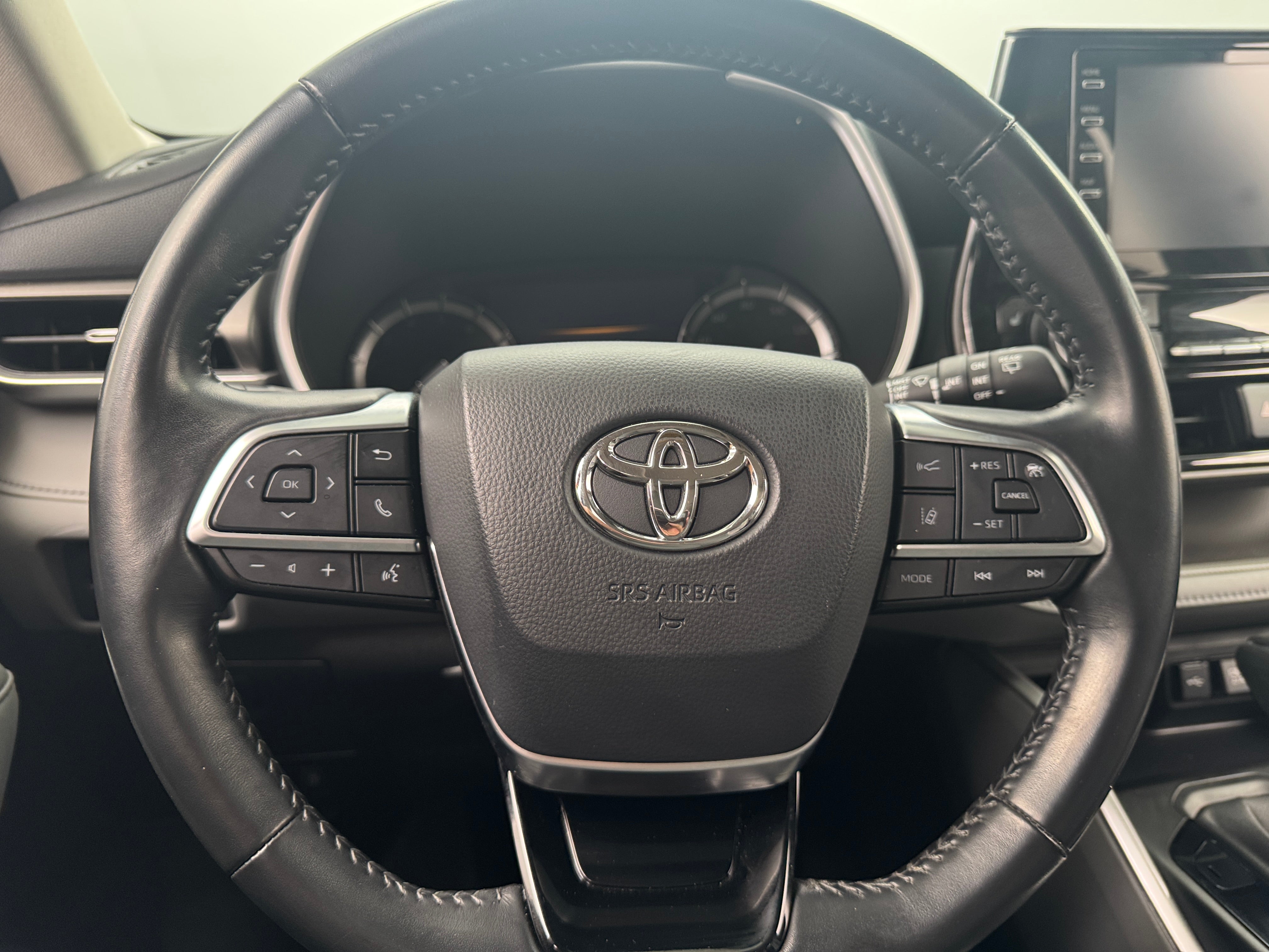 2021 Toyota Highlander XLE 4