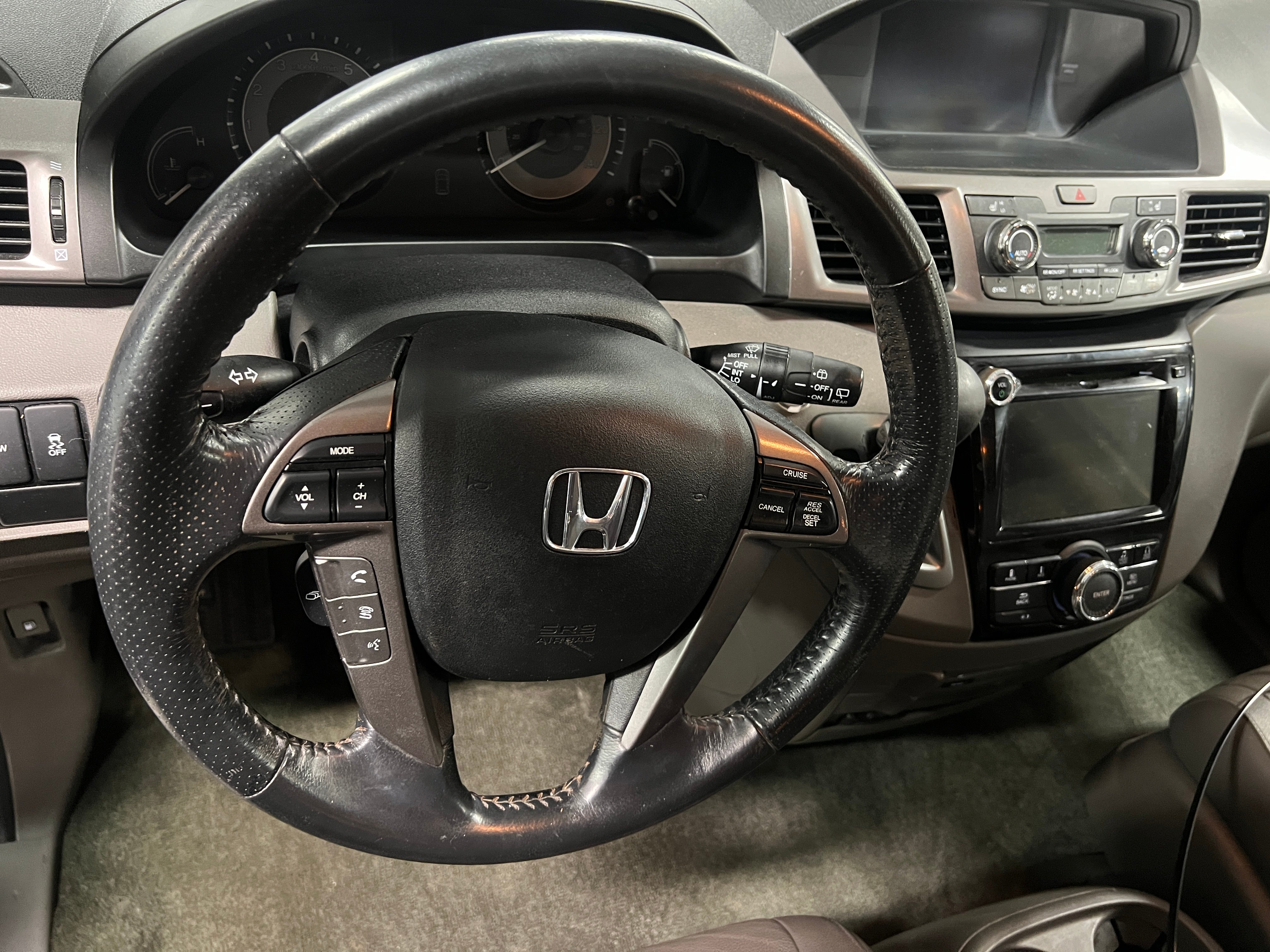 2016 Honda Odyssey EX-L 4