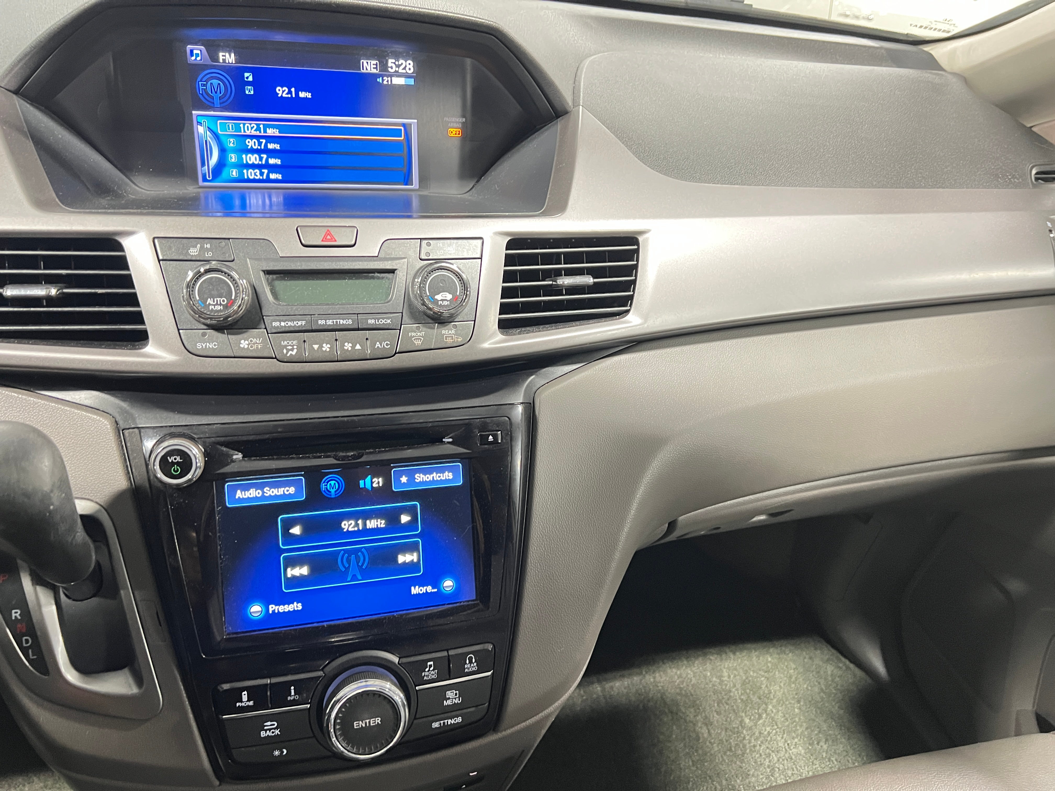 2016 Honda Odyssey EX-L 3