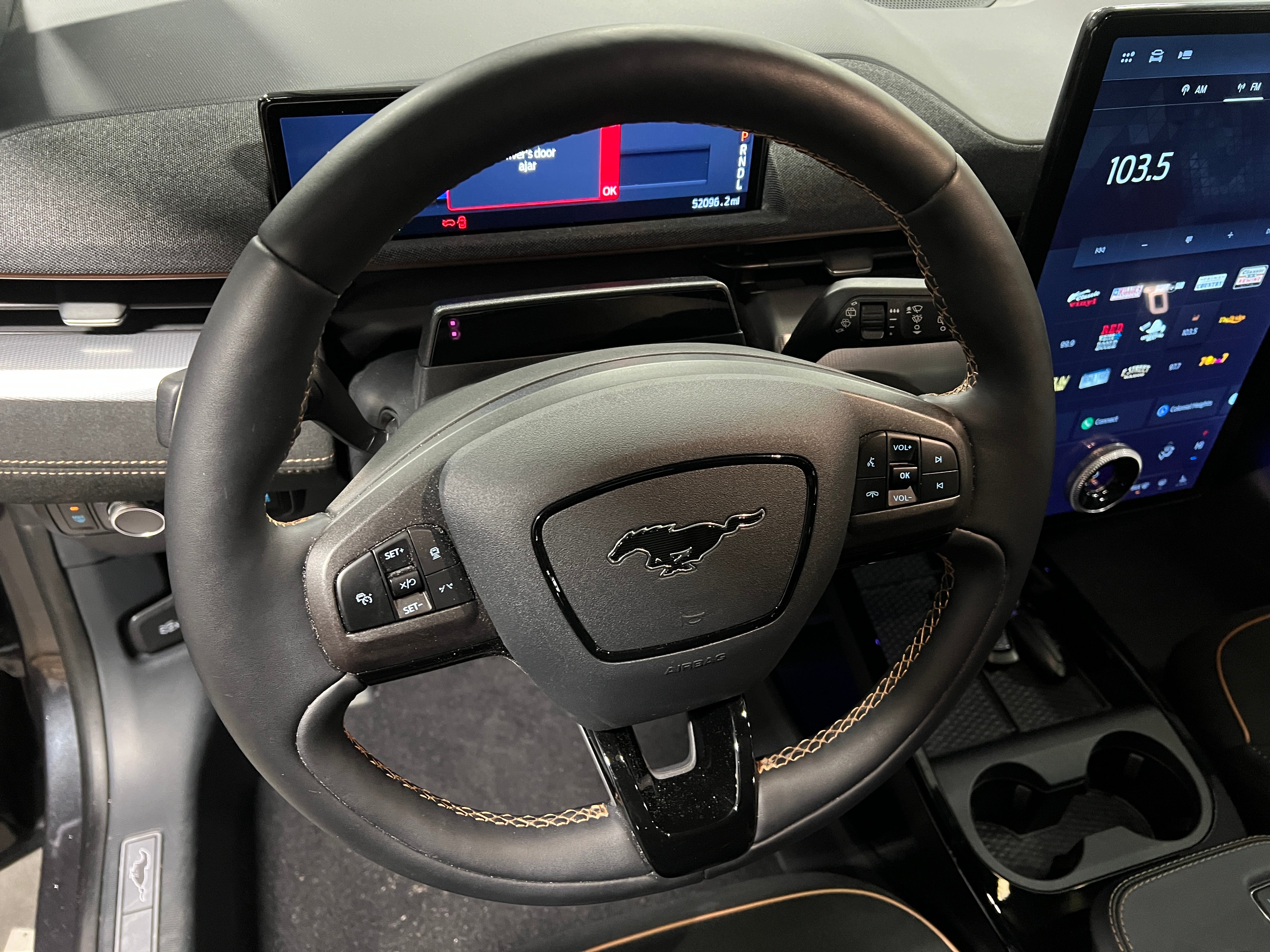 2022 Ford Mustang Mach-E GT 4