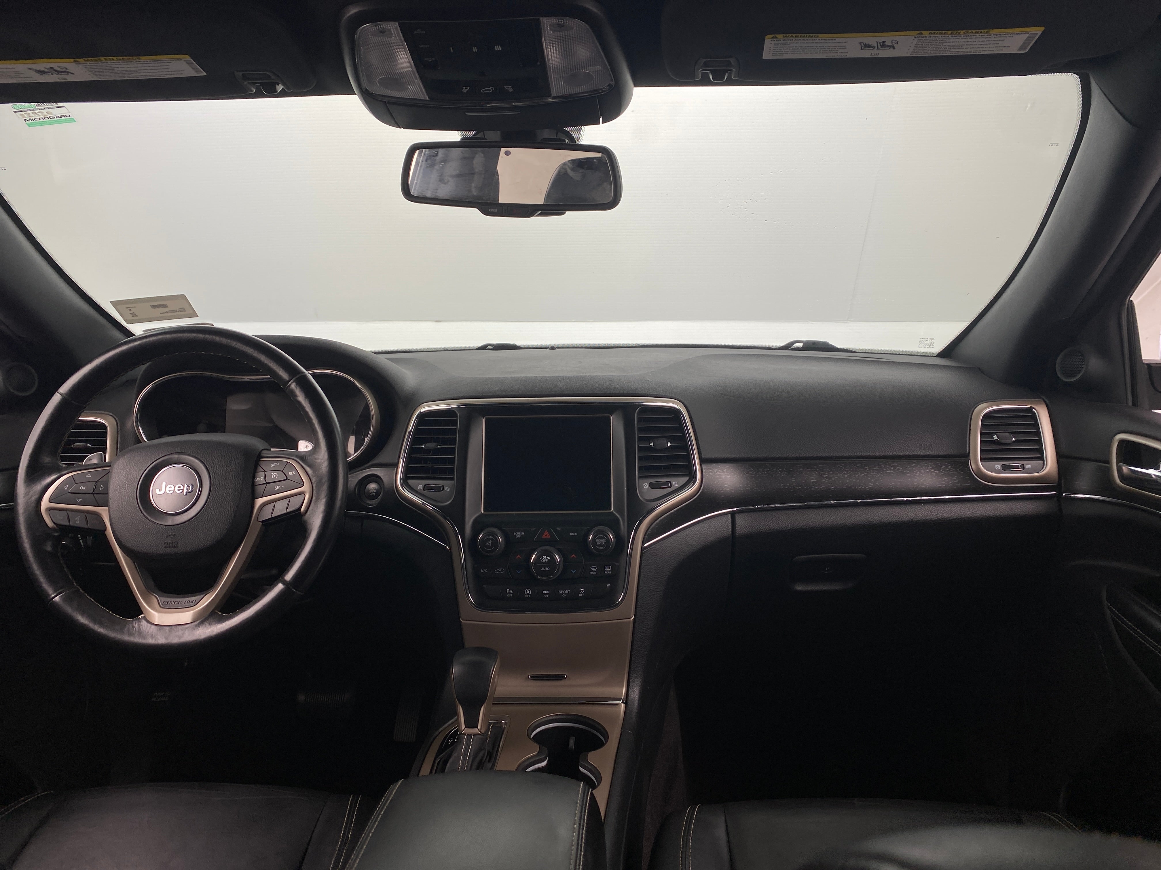 2016 Jeep Grand Cherokee Limited Edition 2