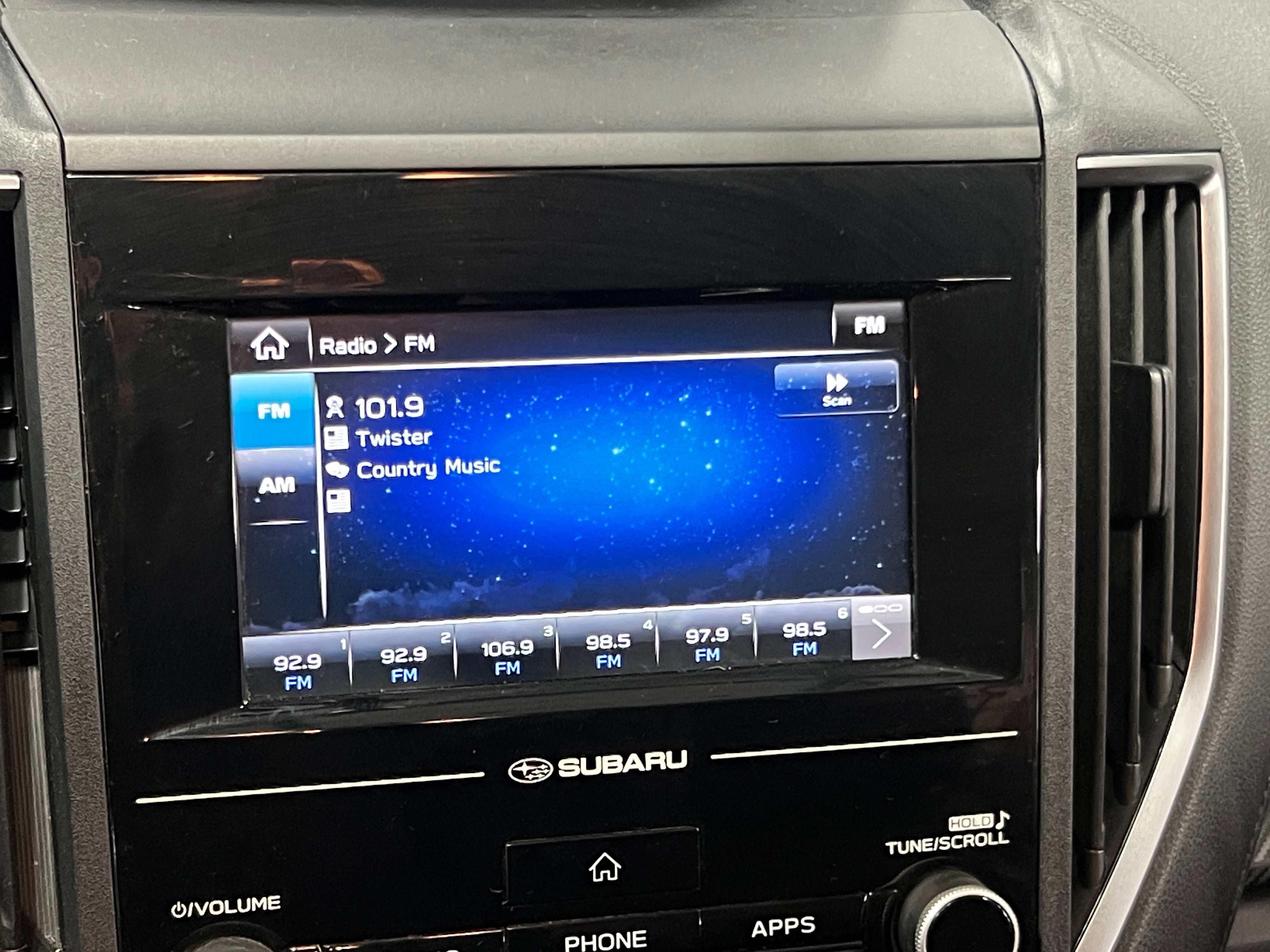 2018 Subaru Impreza Premium 4