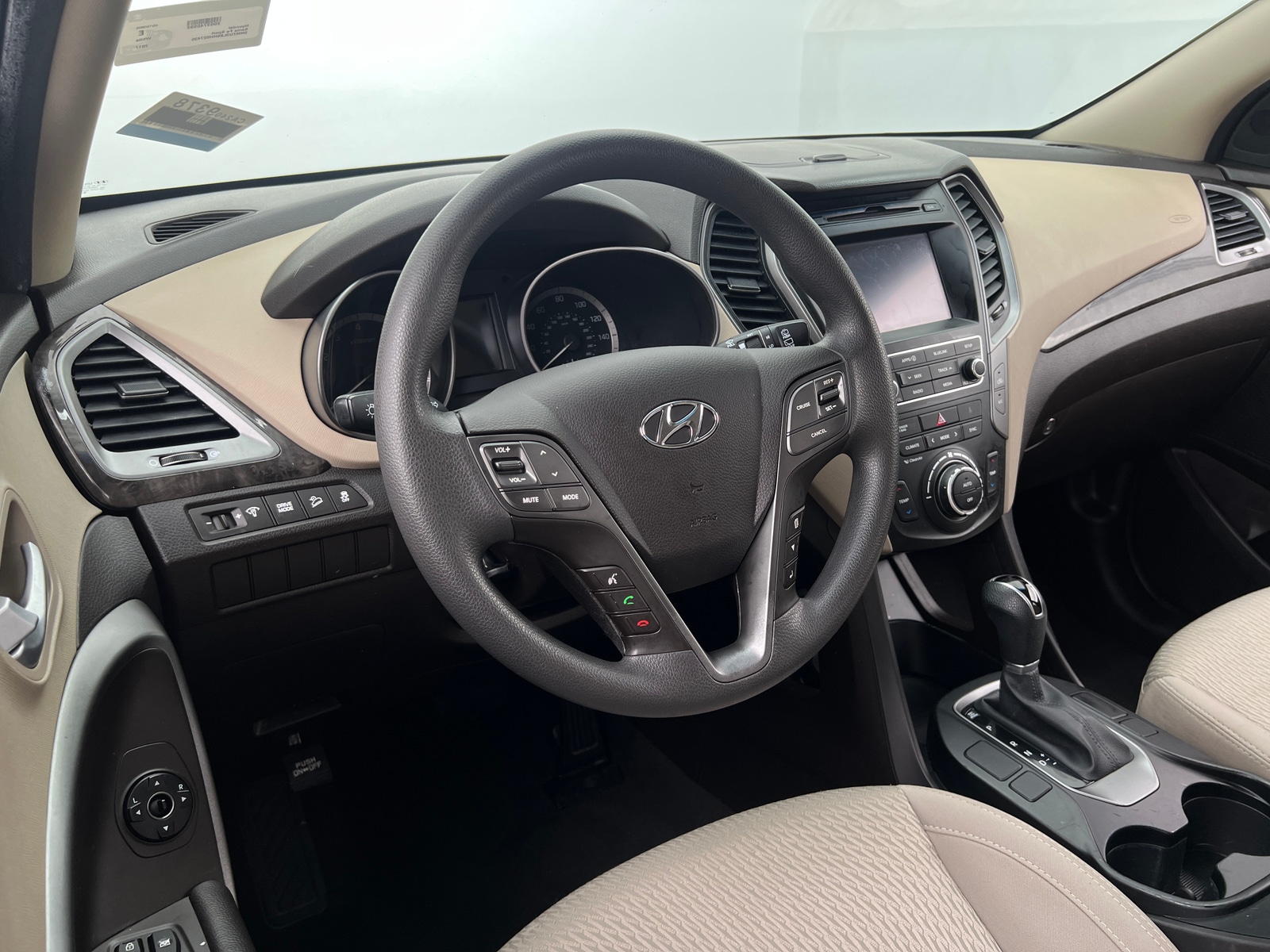 Thumbnail: 2017 Hyundai Santa Fe - 3