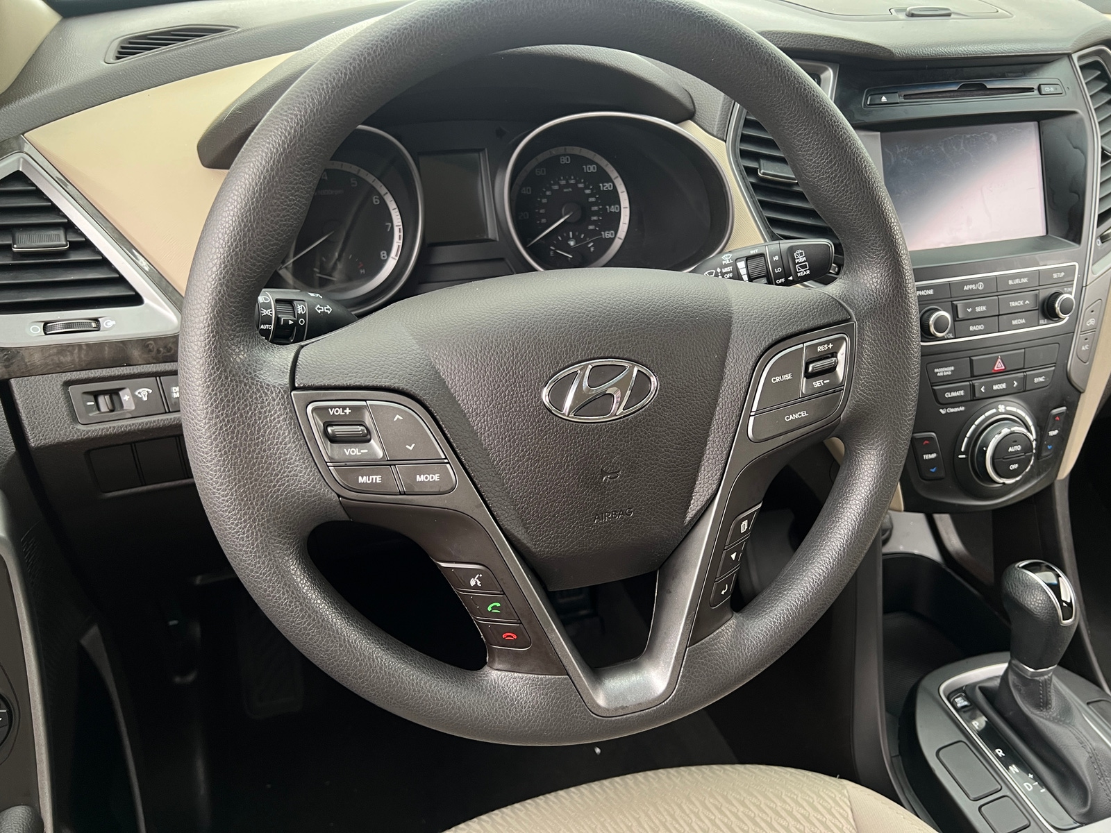 Thumbnail: 2017 Hyundai Santa Fe - 5
