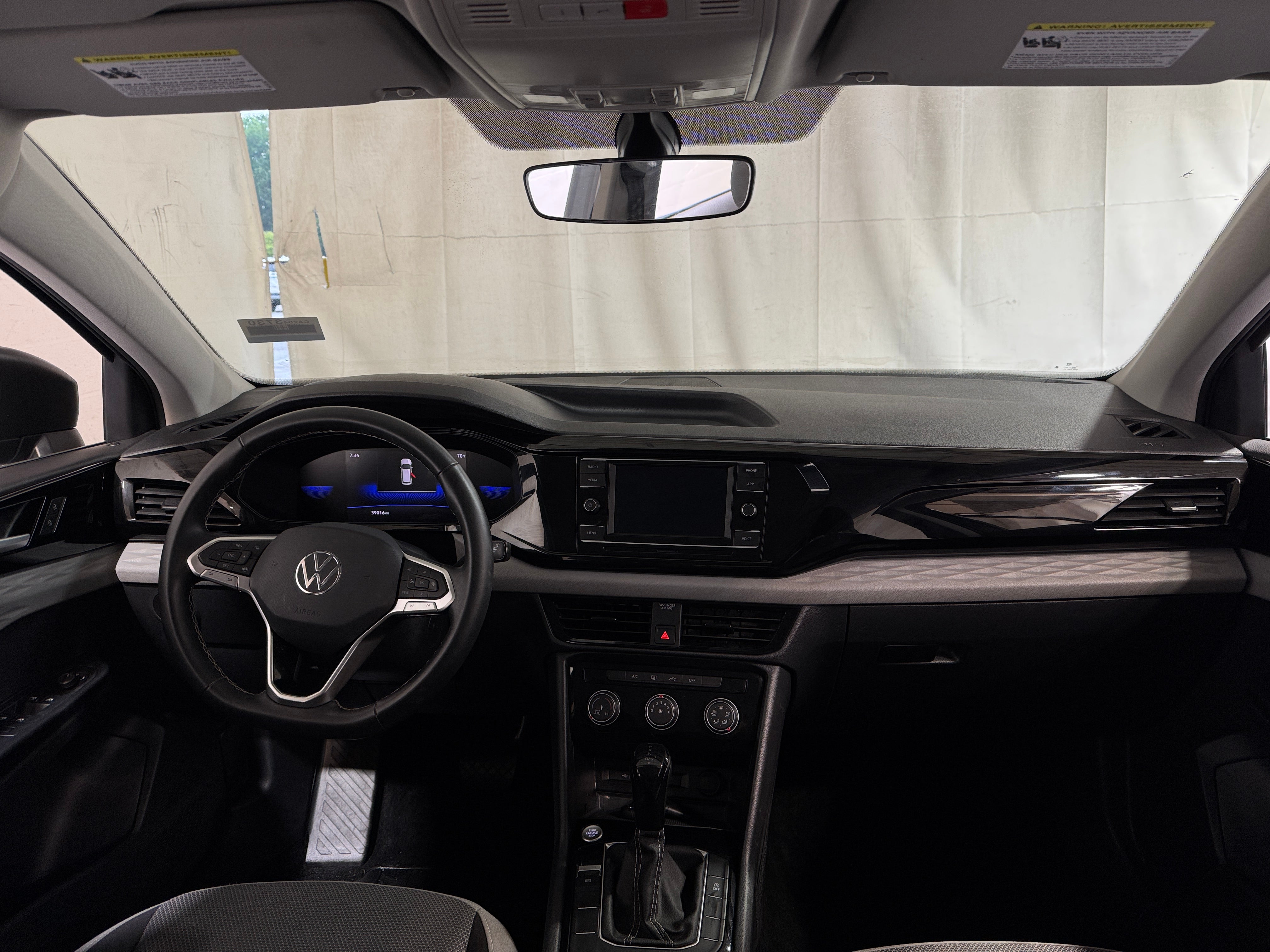 2023 Volkswagen Taos S 3