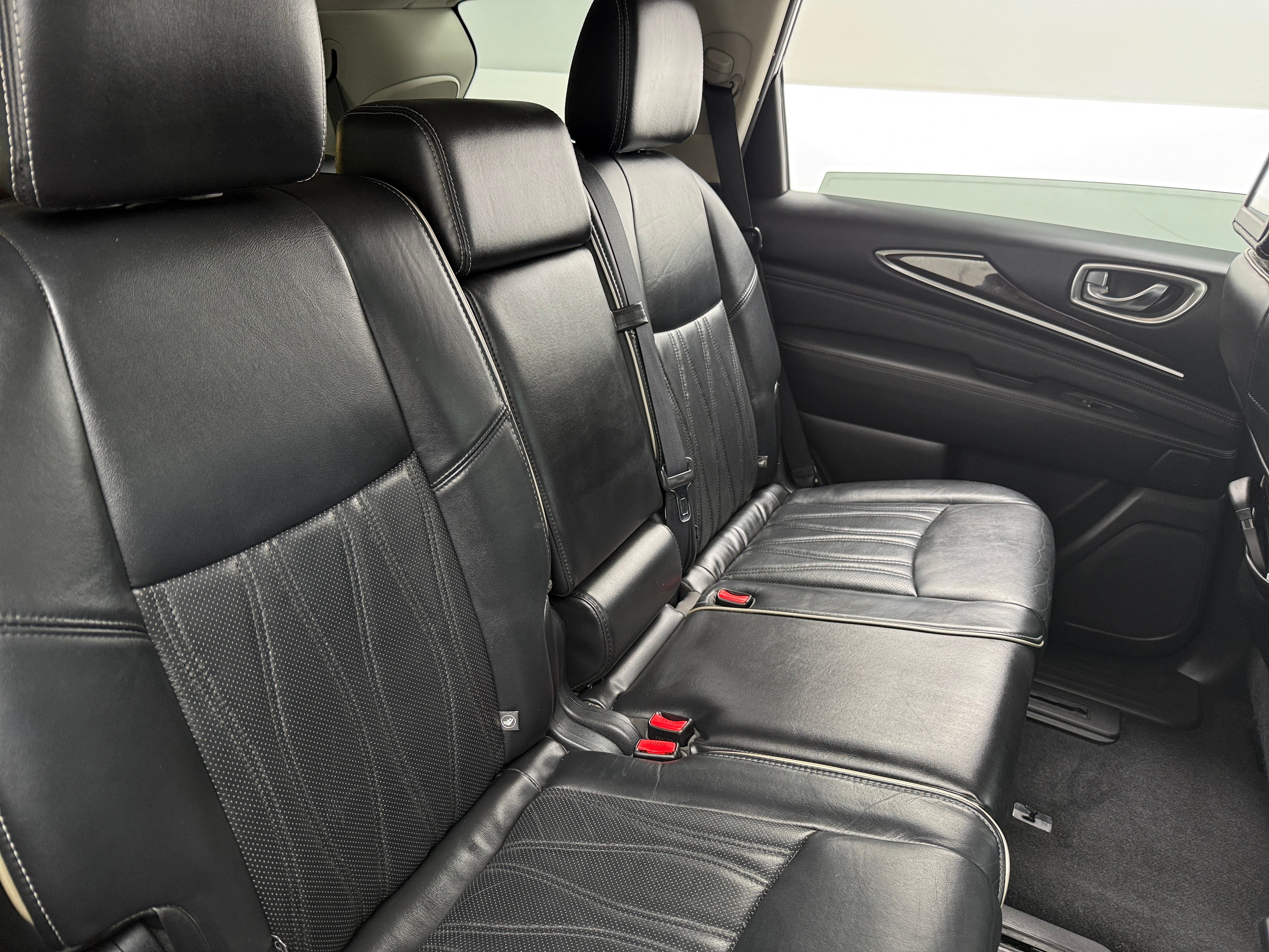 2017 INFINITI QX60  5