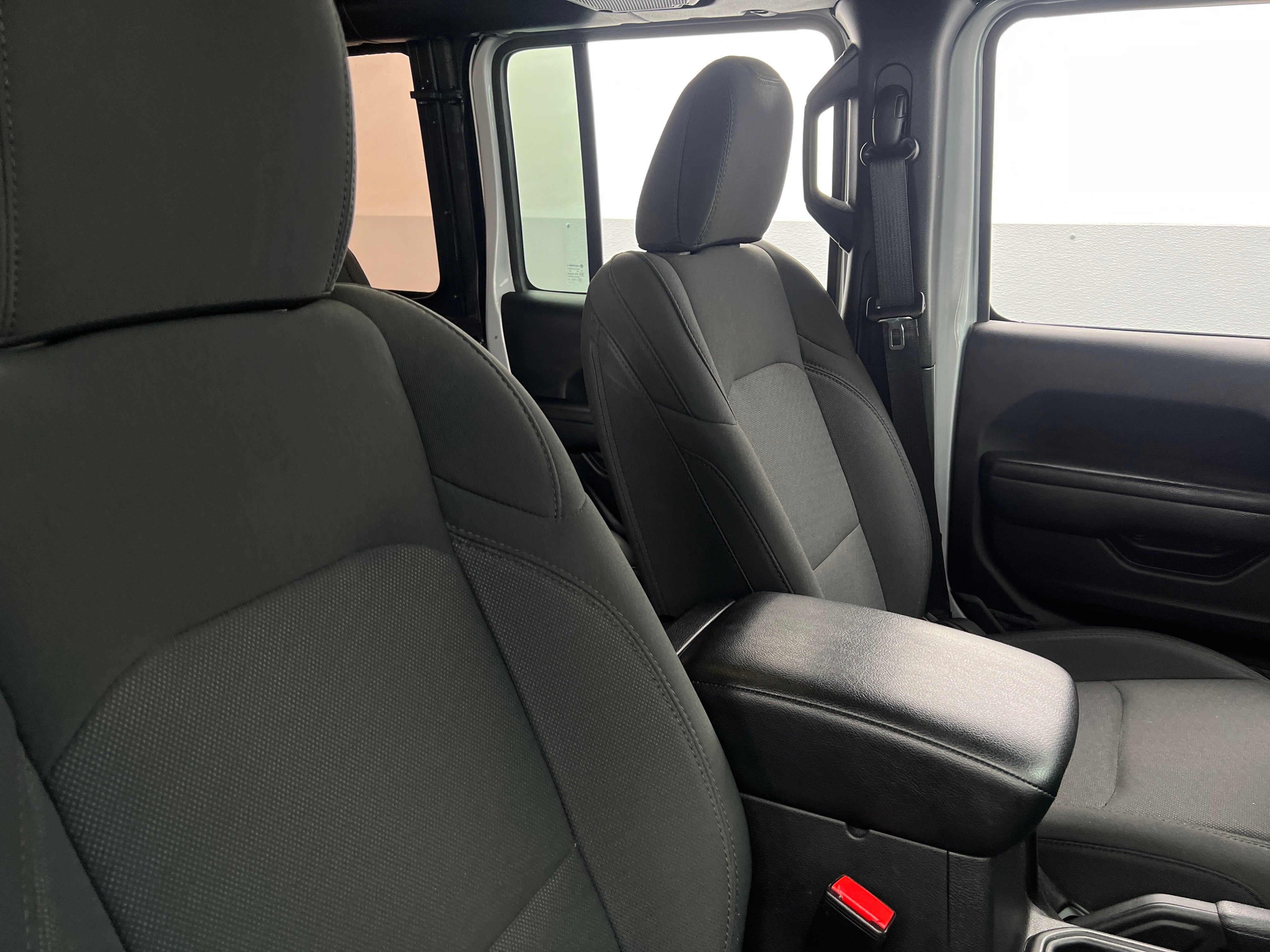 2023 Jeep Wrangler Unlimited Sport S 2
