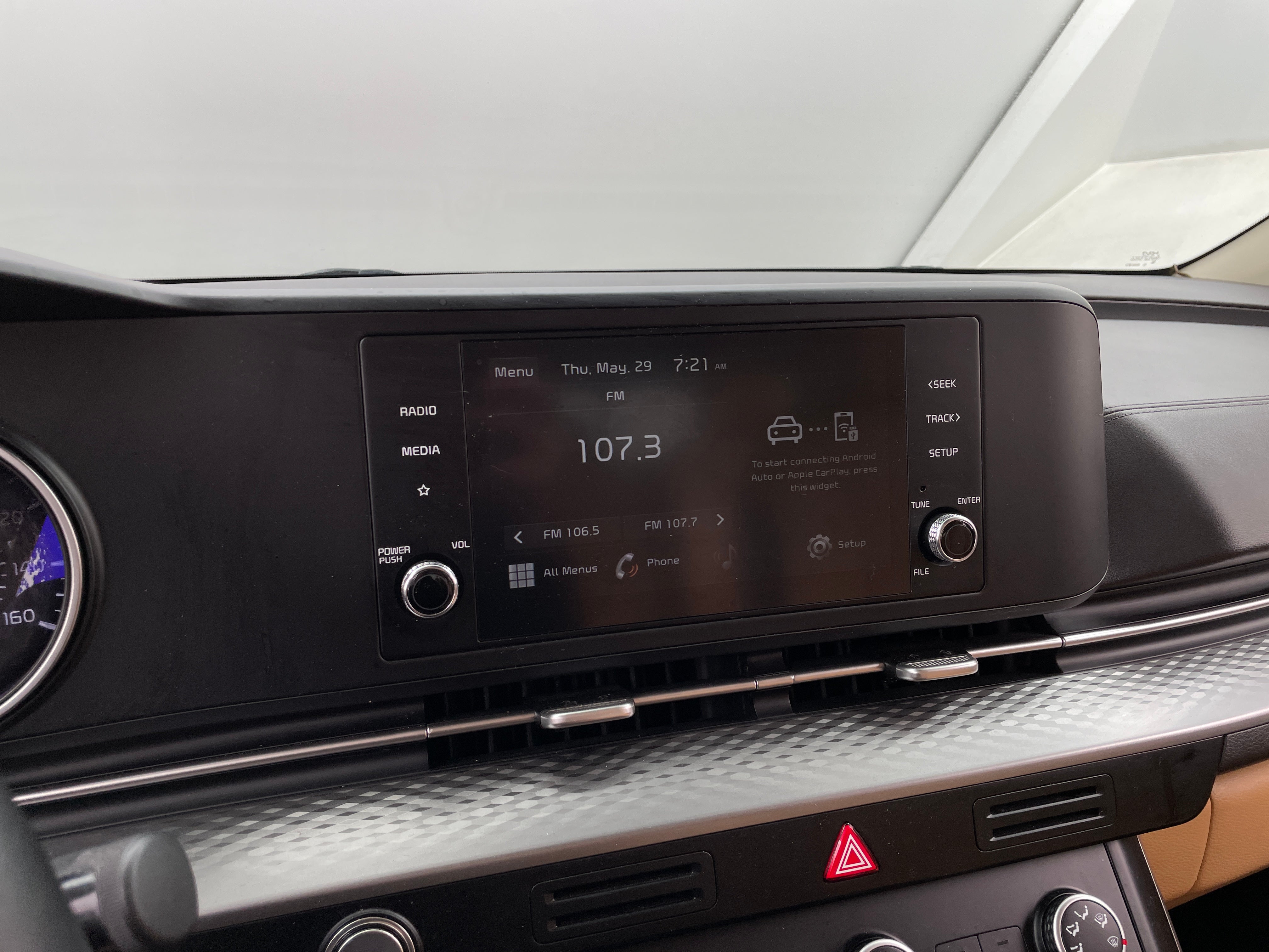 2022 Kia Carnival LX 3