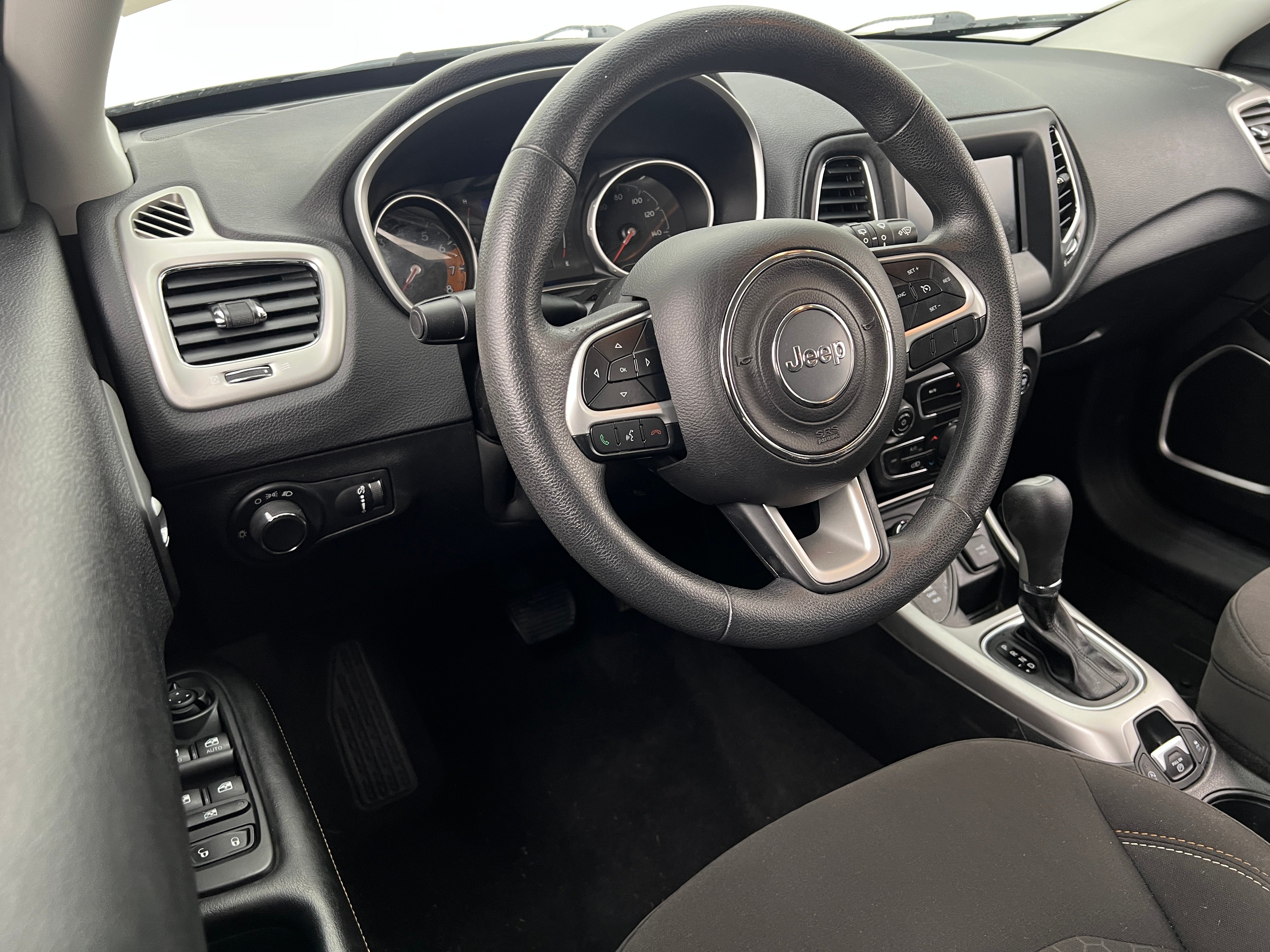 2020 Jeep Compass Sport 3