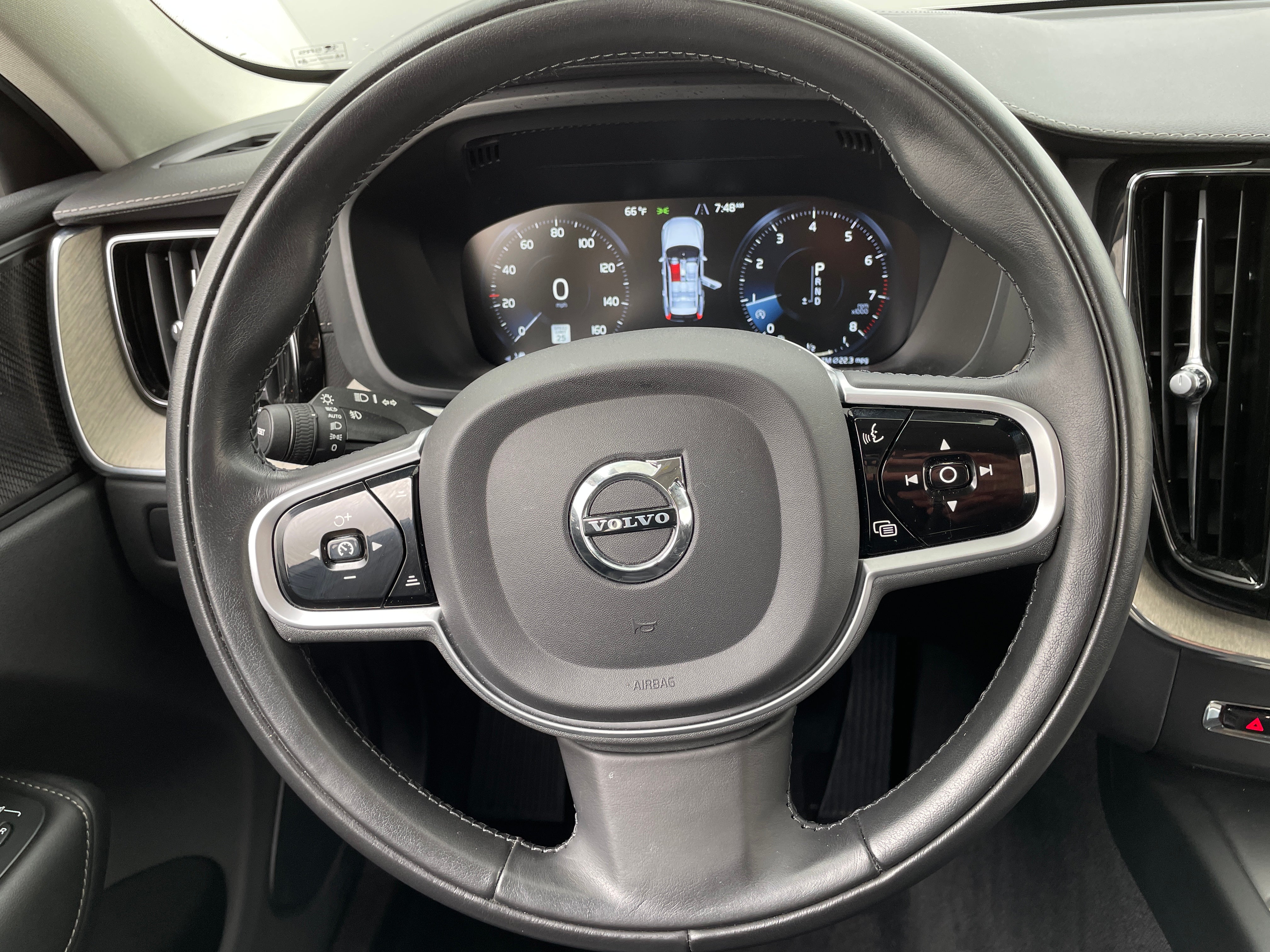 2021 Volvo XC60 T5 Inscription 4