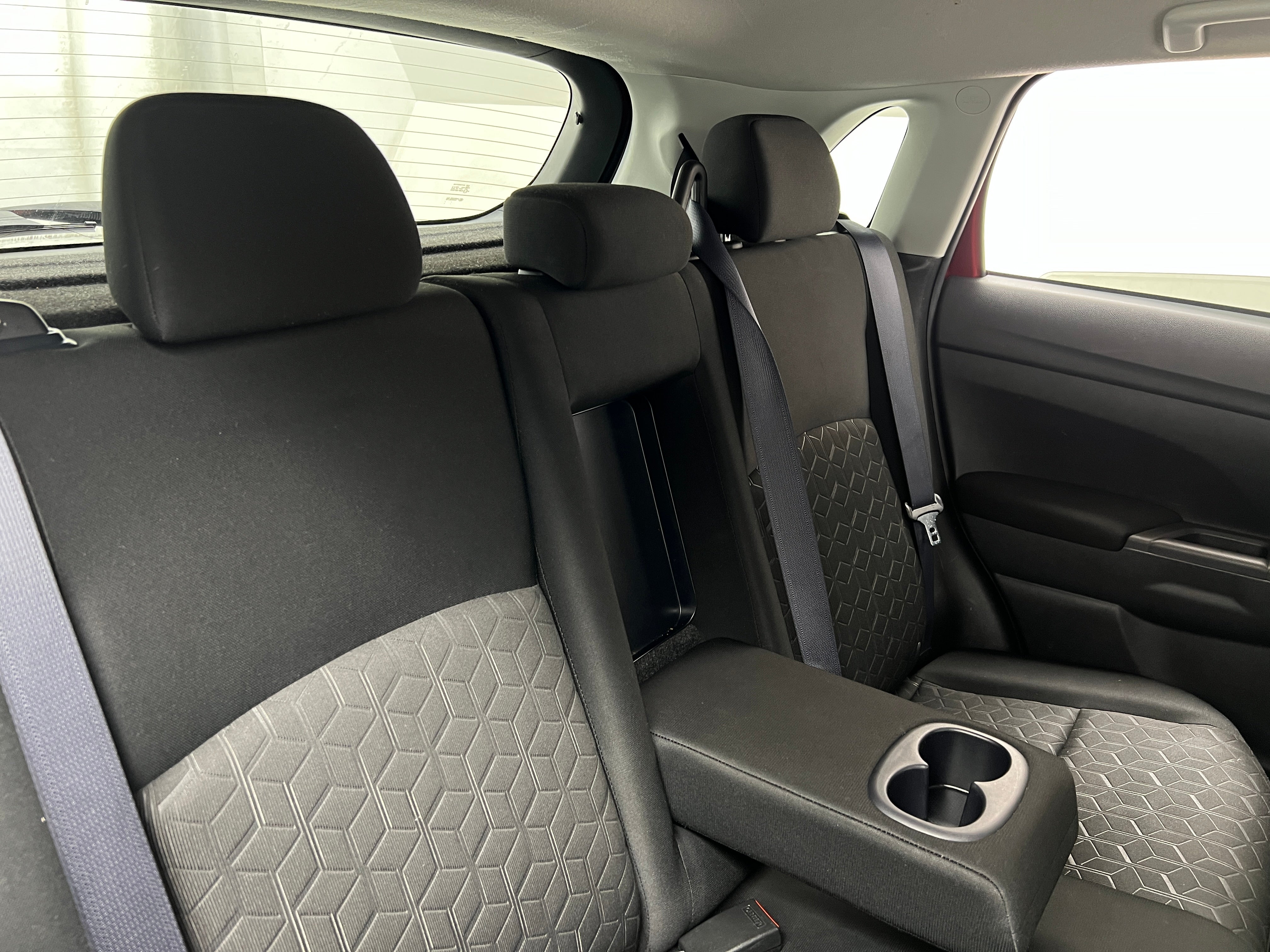 2021 Mitsubishi Outlander Sport ES 6