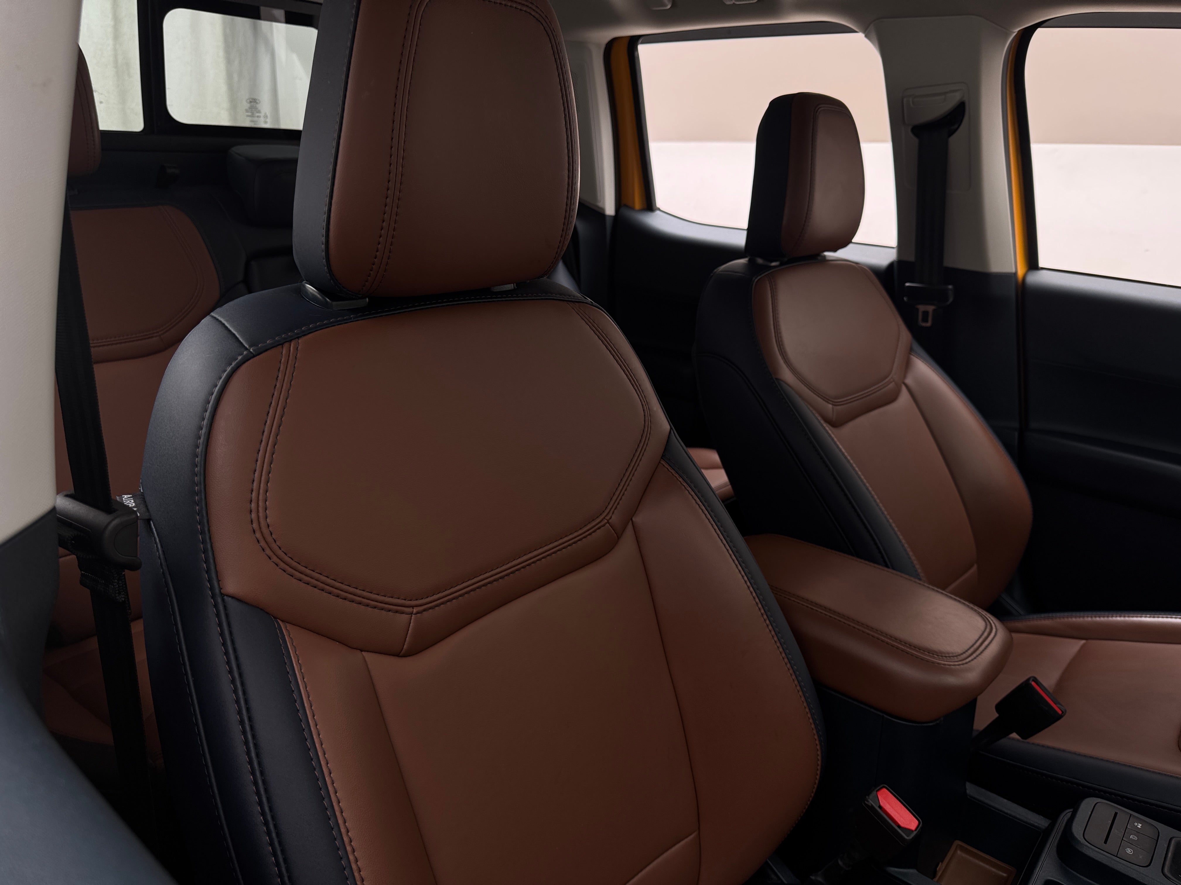 2023 Ford Maverick Lariat 2