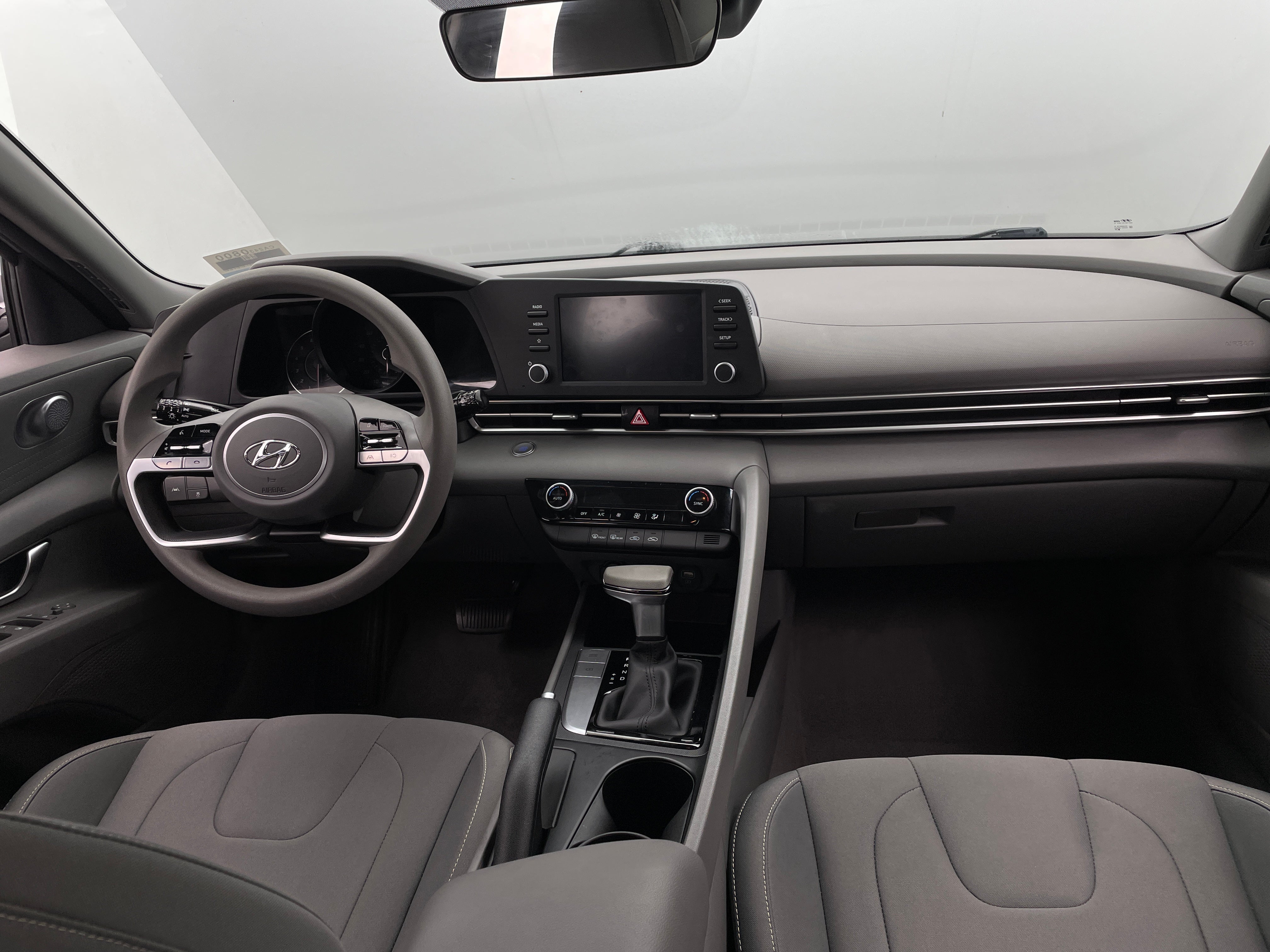 2022 Hyundai Elantra SEL 3
