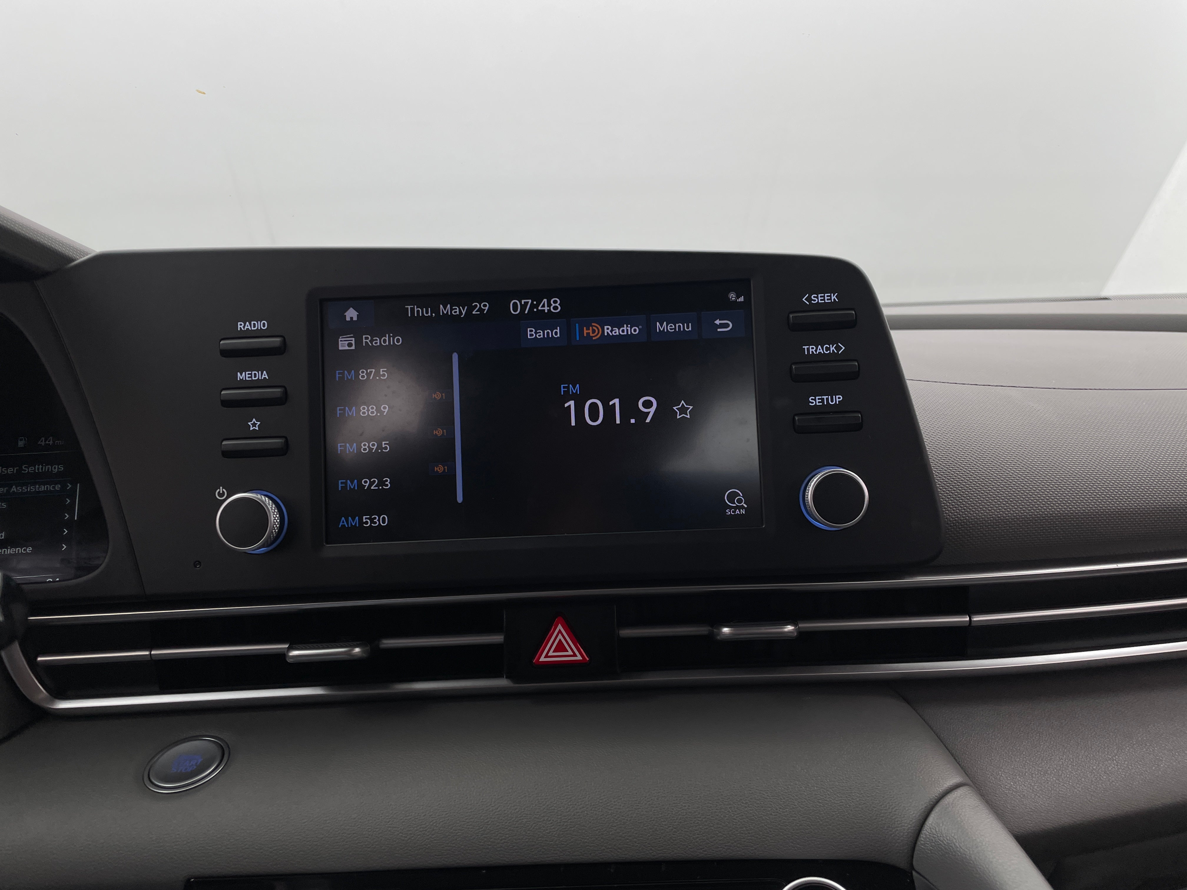 2022 Hyundai Elantra SEL 4