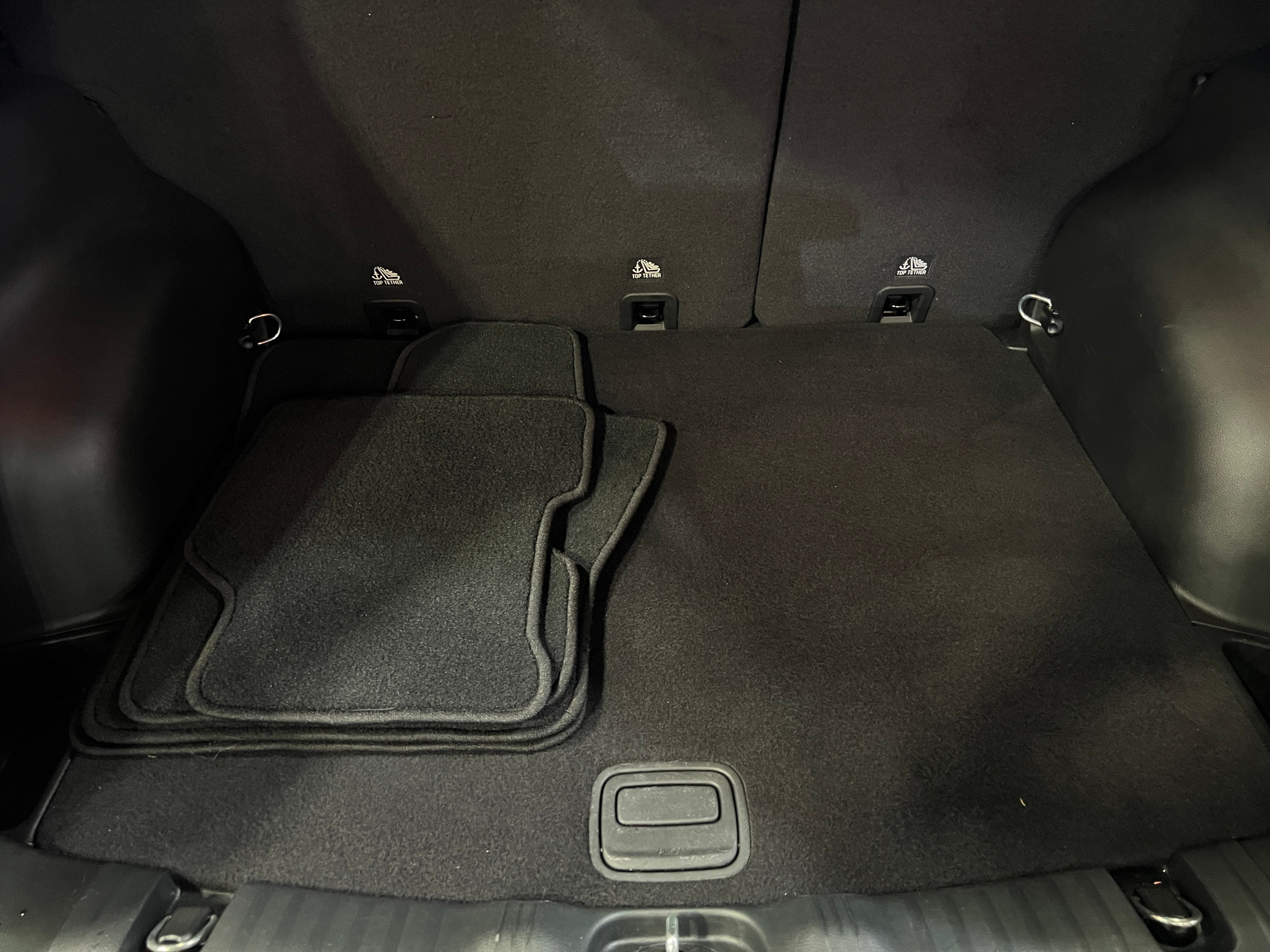 2023 Jeep Compass Base 7