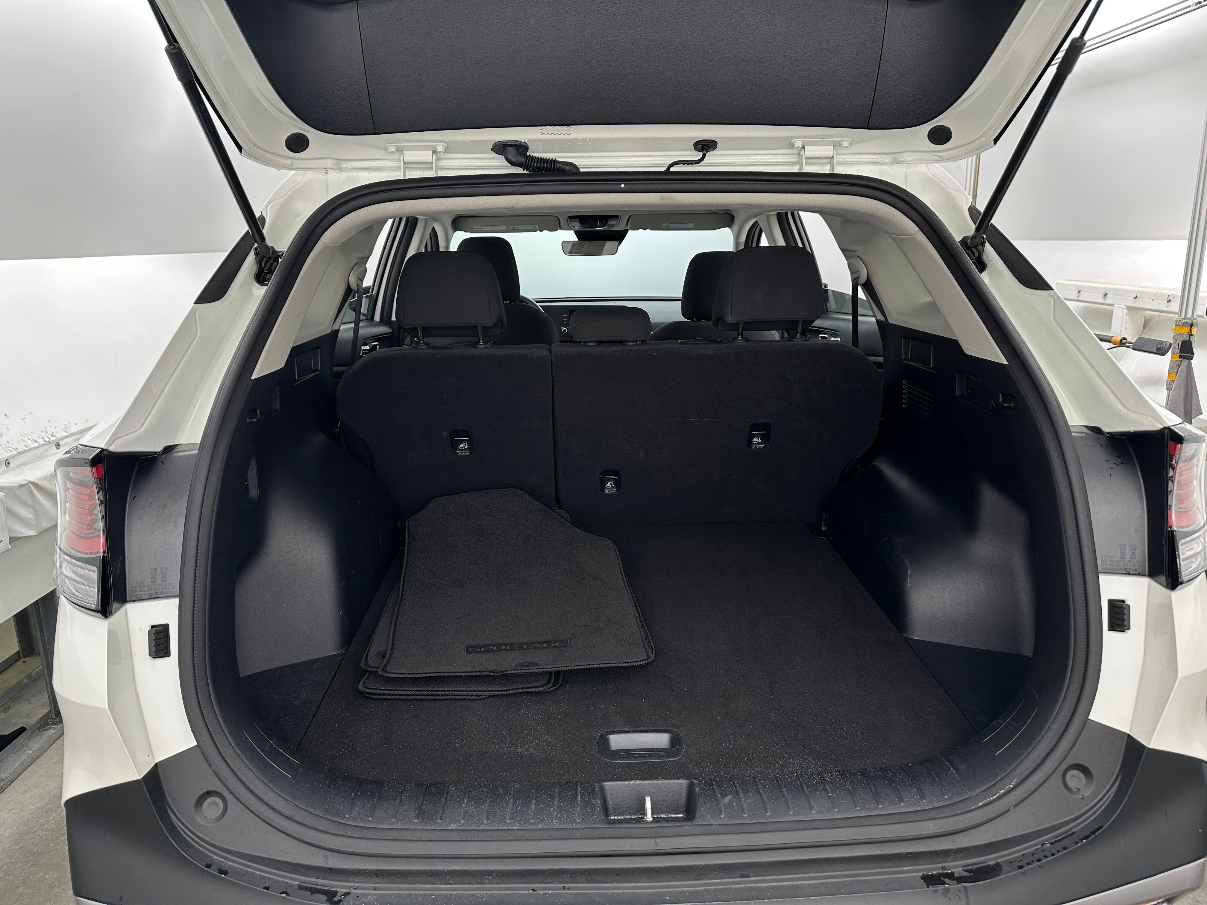 2024 Kia Sportage LX 7