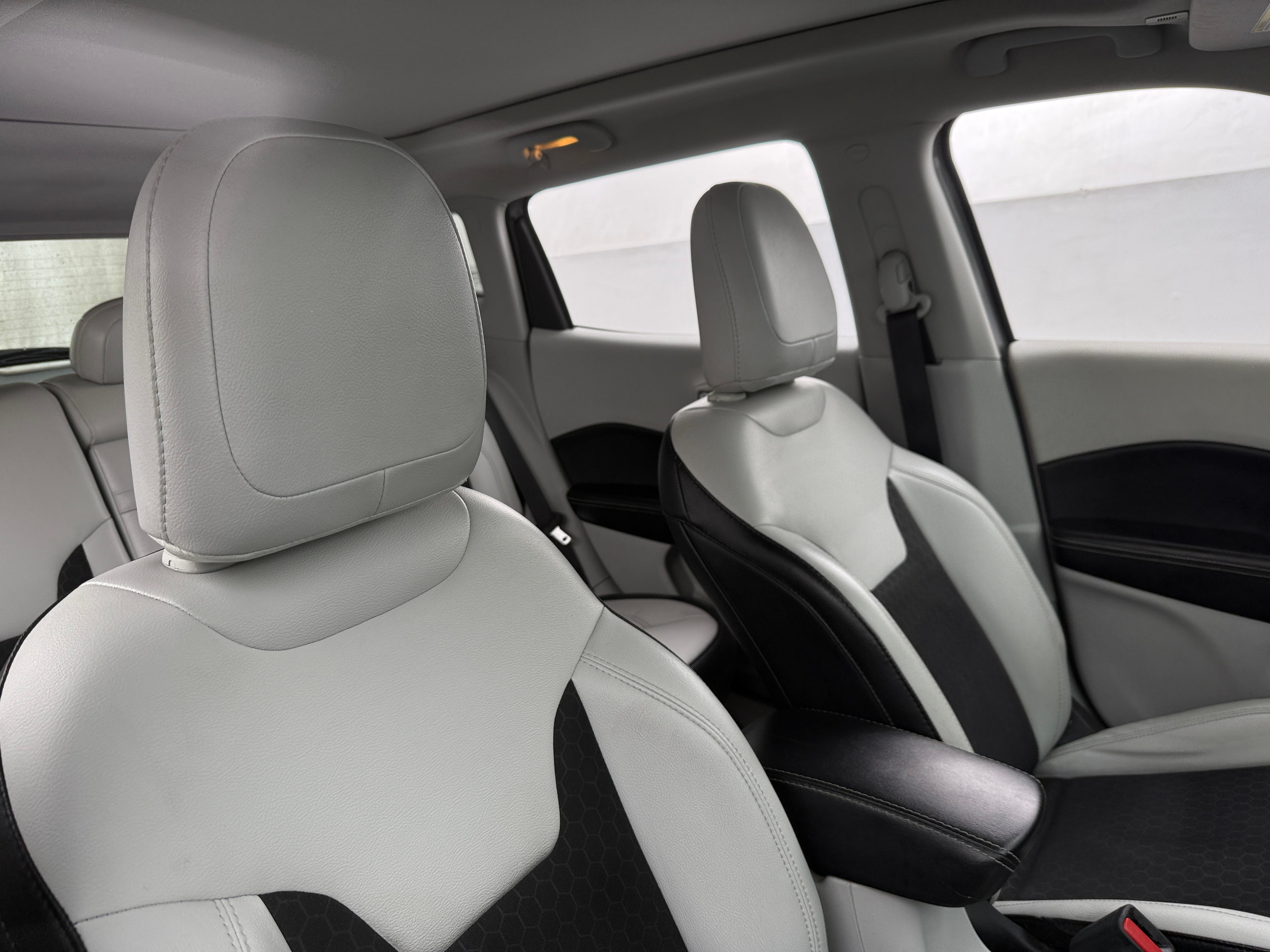2019 Jeep Compass Latitude 2
