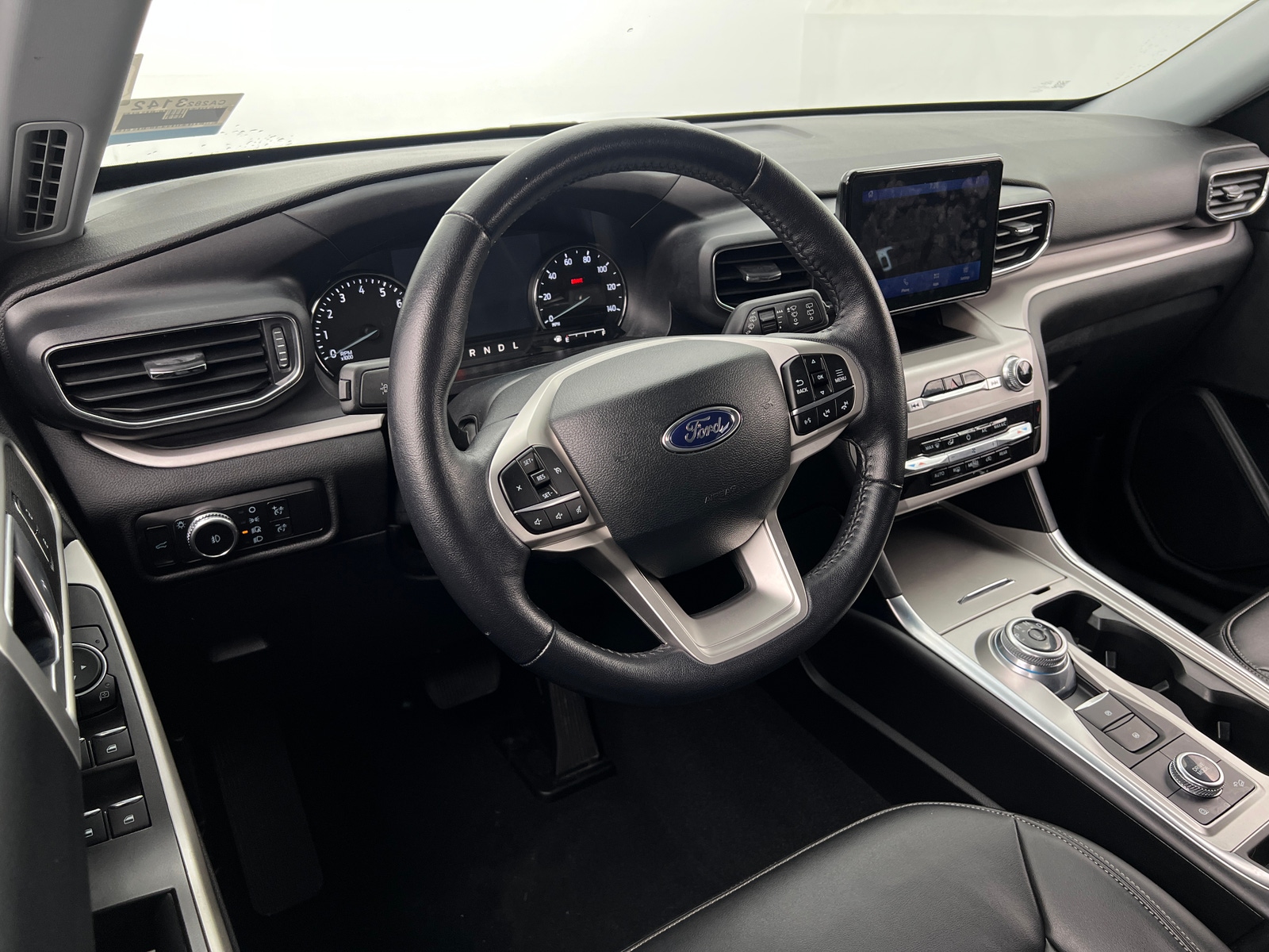 Thumbnail: 2023 Ford Explorer - 3