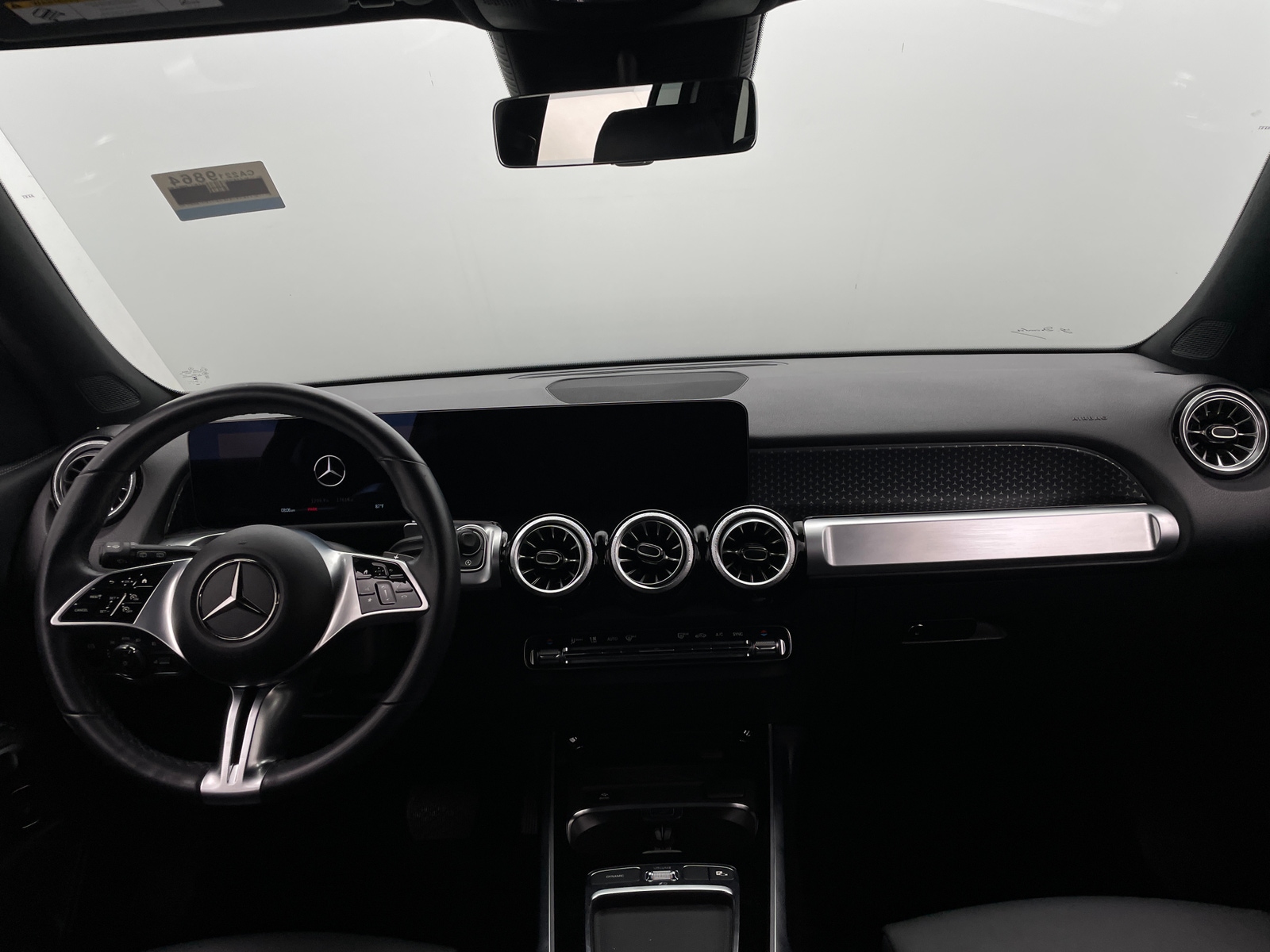 Thumbnail: 2024 Mercedes-Benz GLB - 2