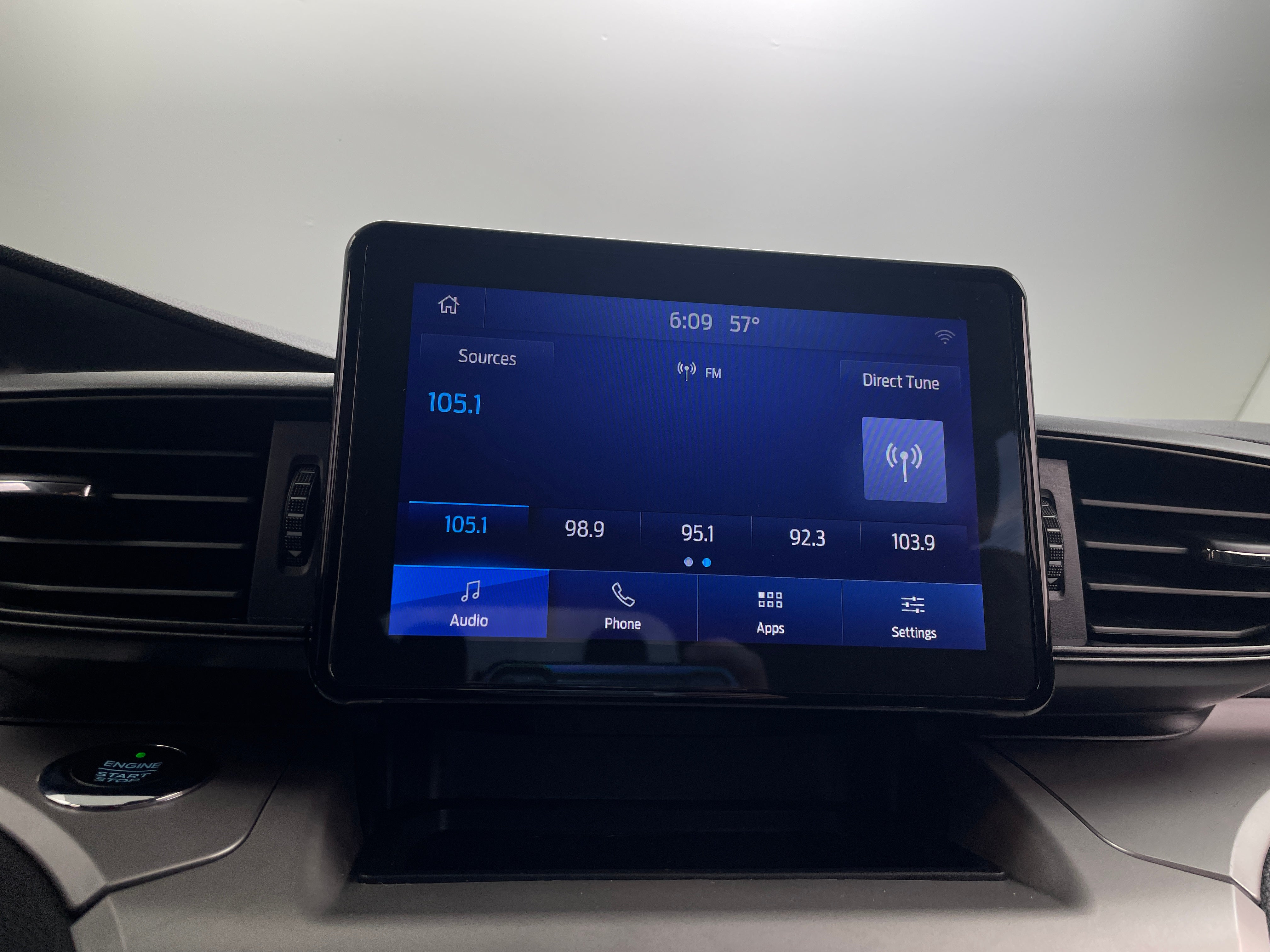 2020 Ford Explorer XLT 4