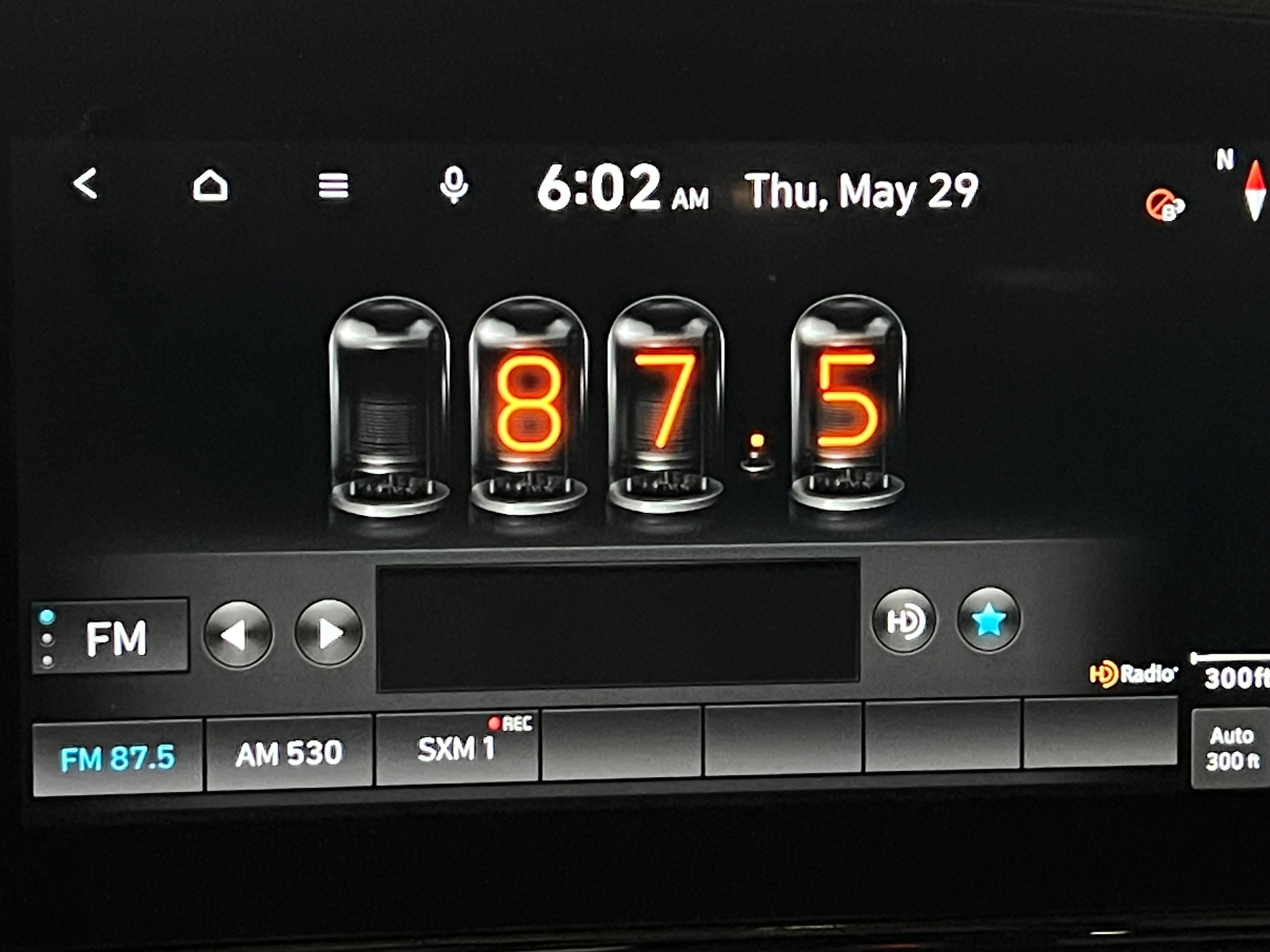 2022 Hyundai Elantra Limited Edition 3