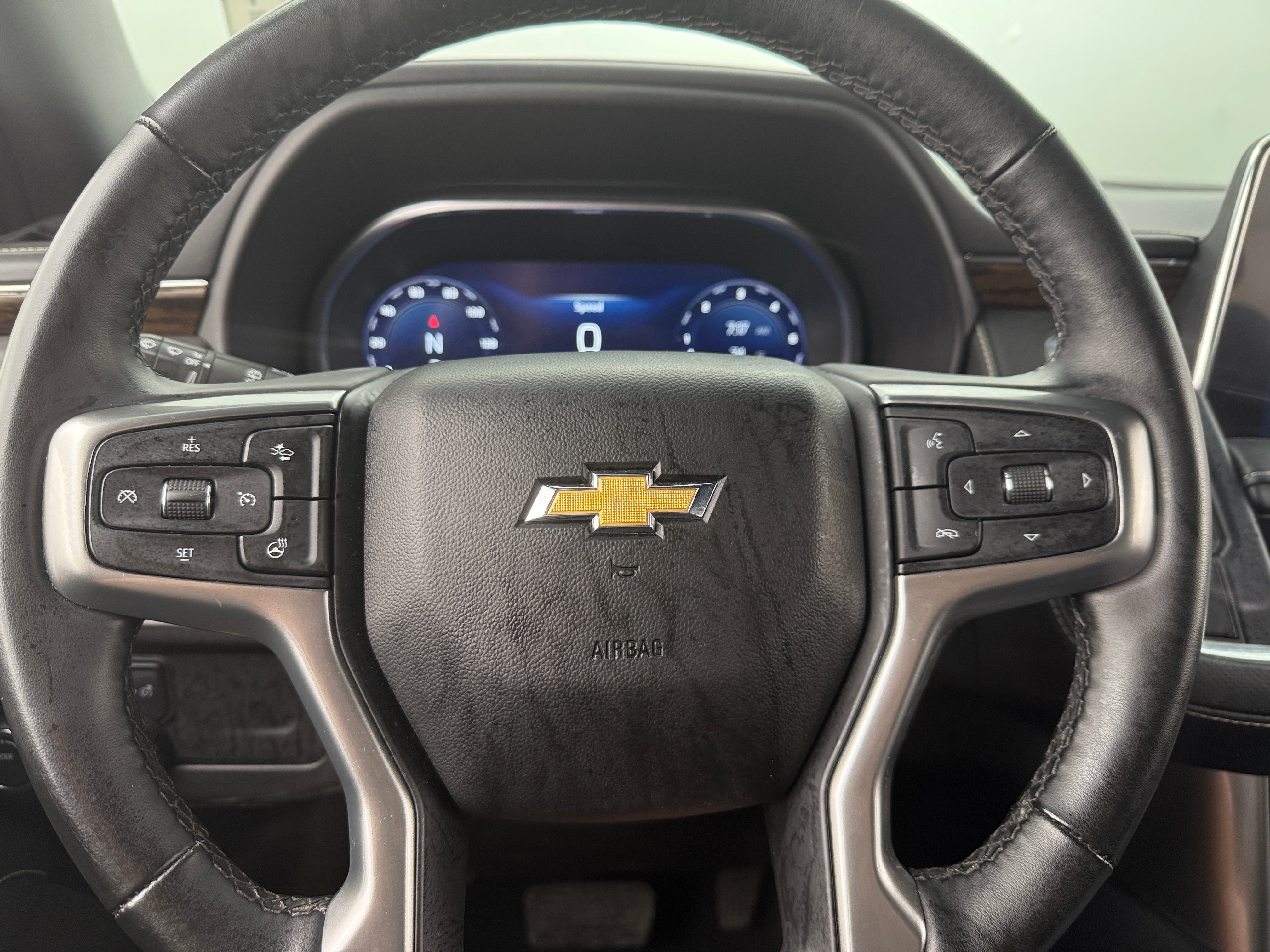 2023 Chevrolet Suburban Premier 4