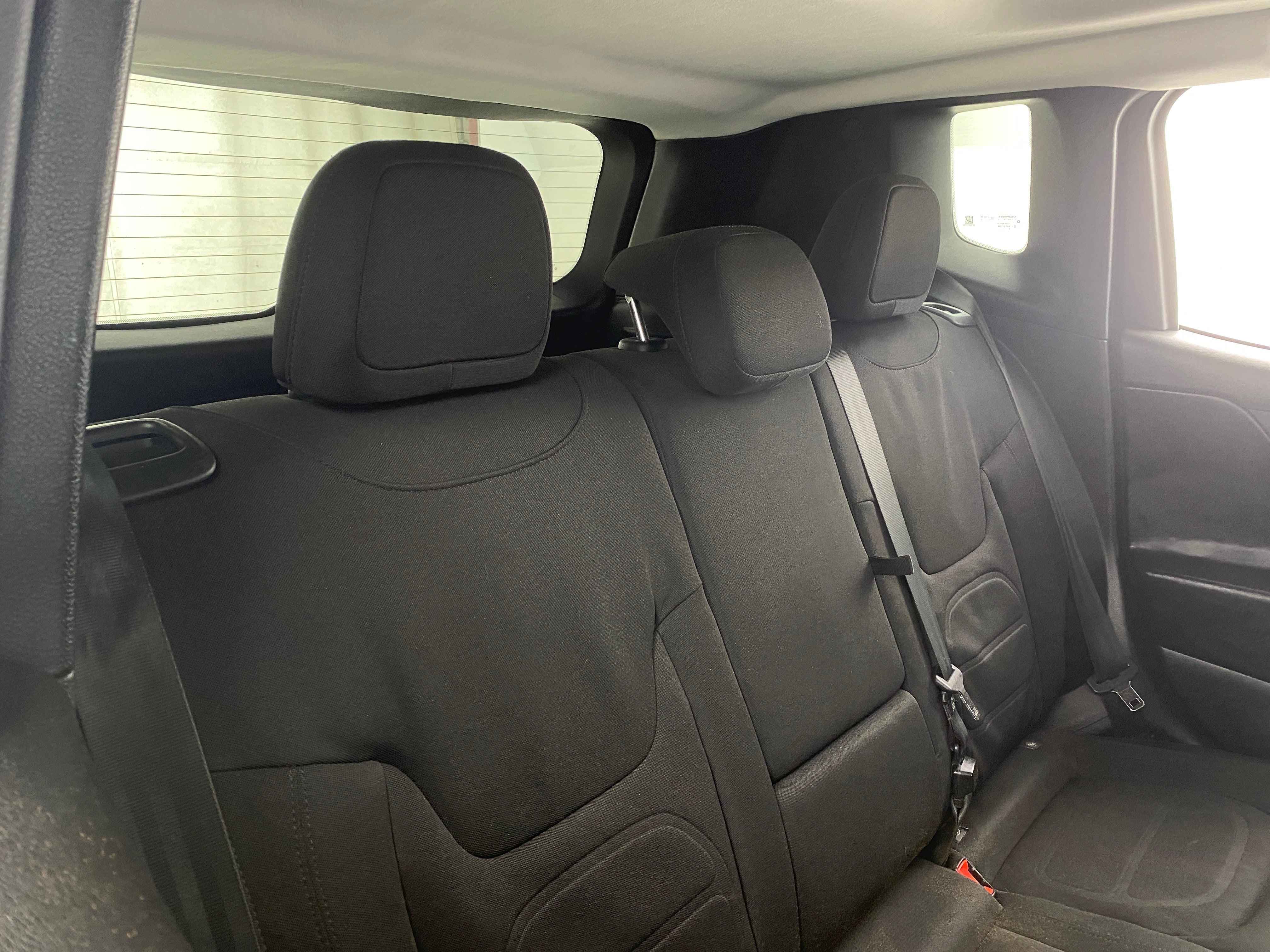 2016 Jeep Renegade Dawn of Justice 6
