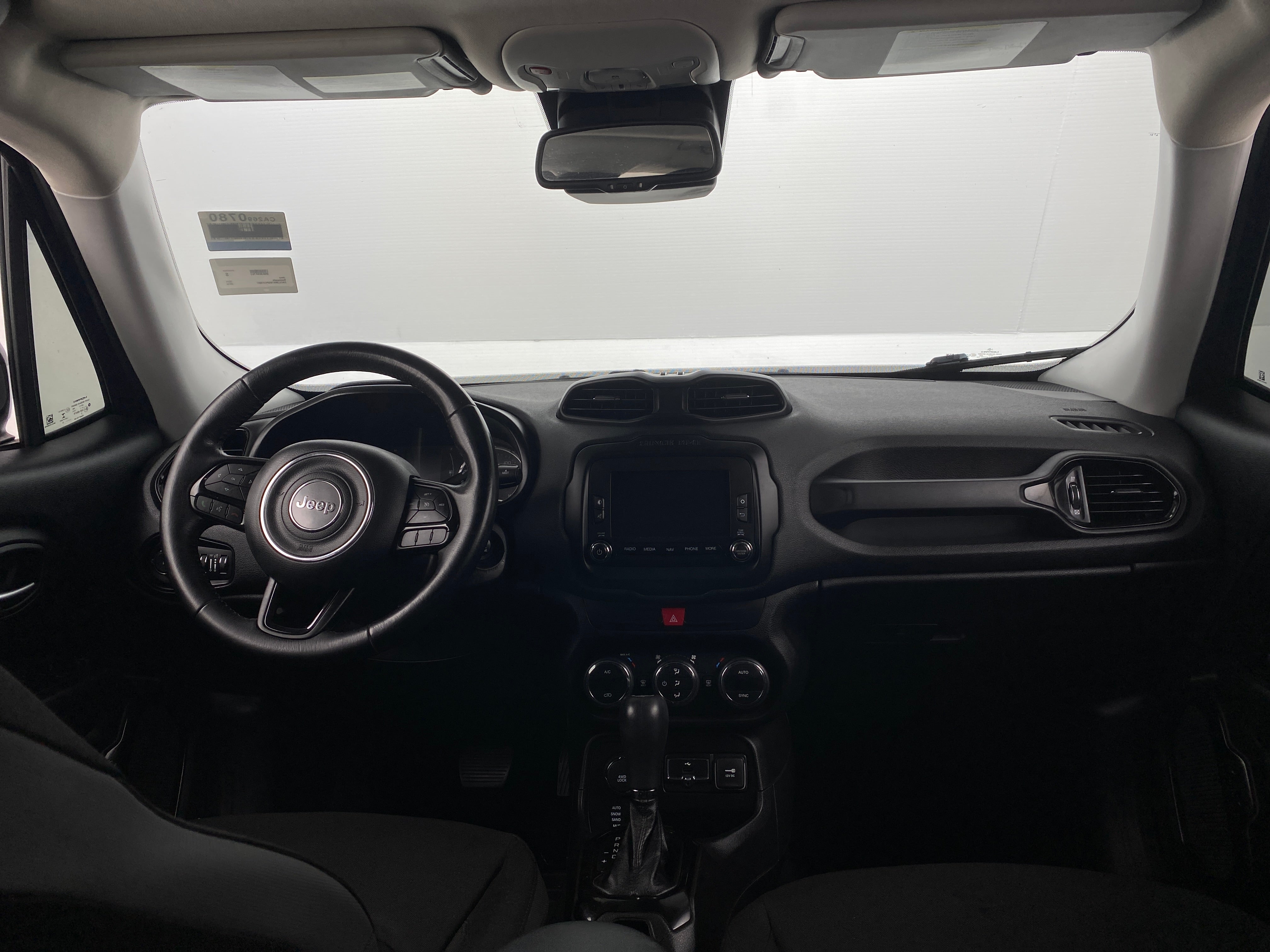 2016 Jeep Renegade Dawn of Justice 3