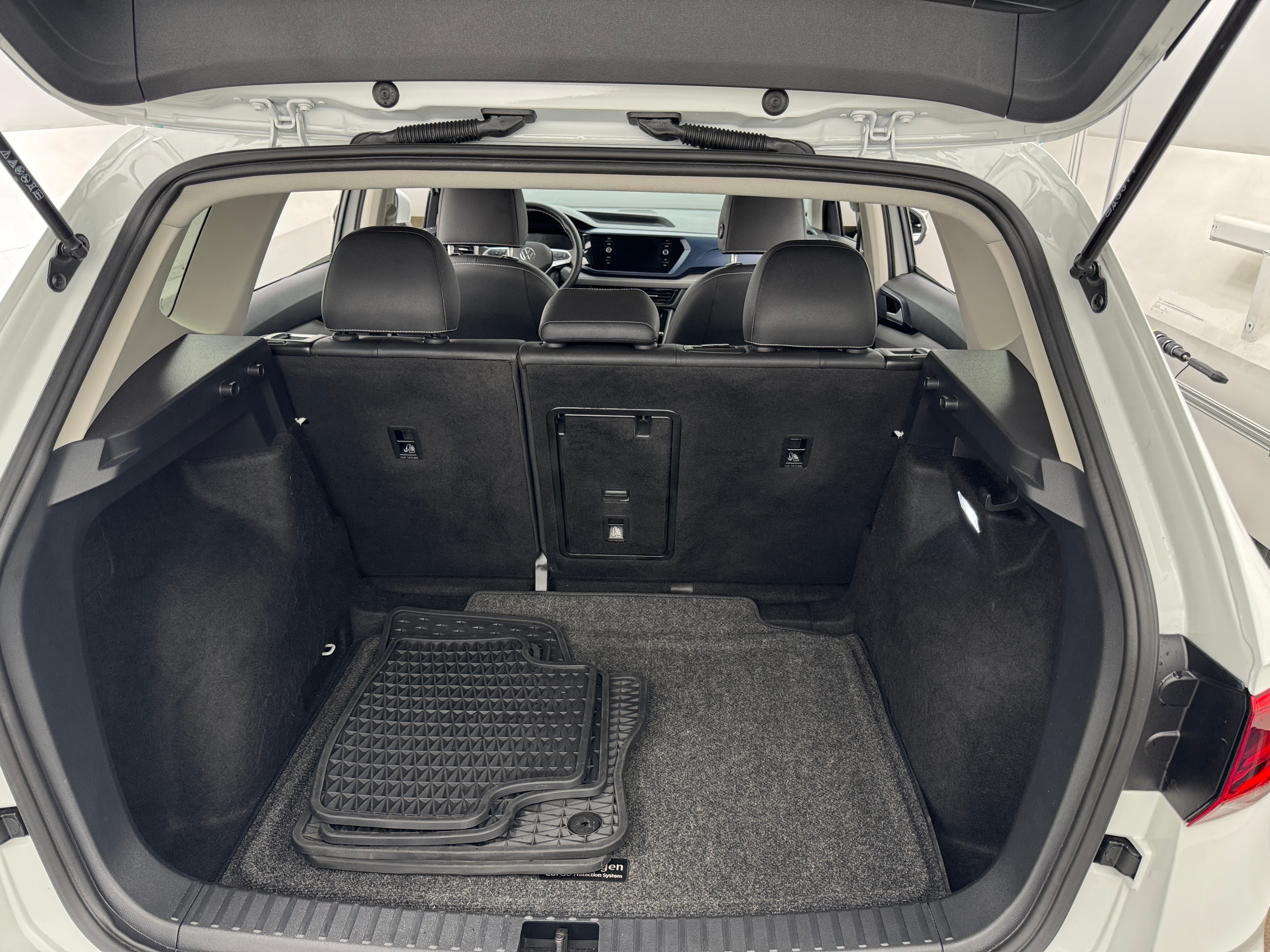 2024 Volkswagen Taos SE 7