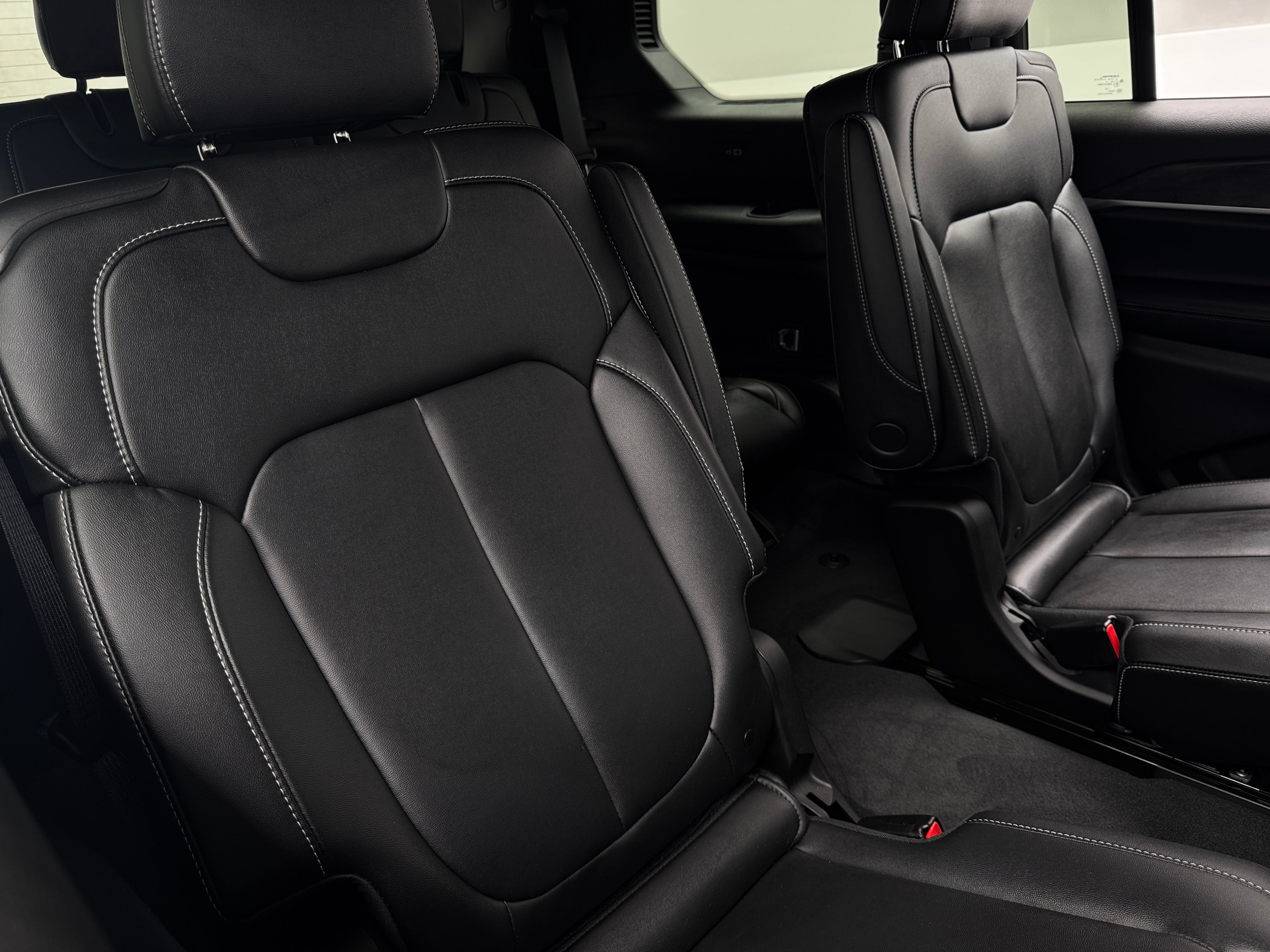 2025 Jeep Grand Cherokee L Limited Edition 6