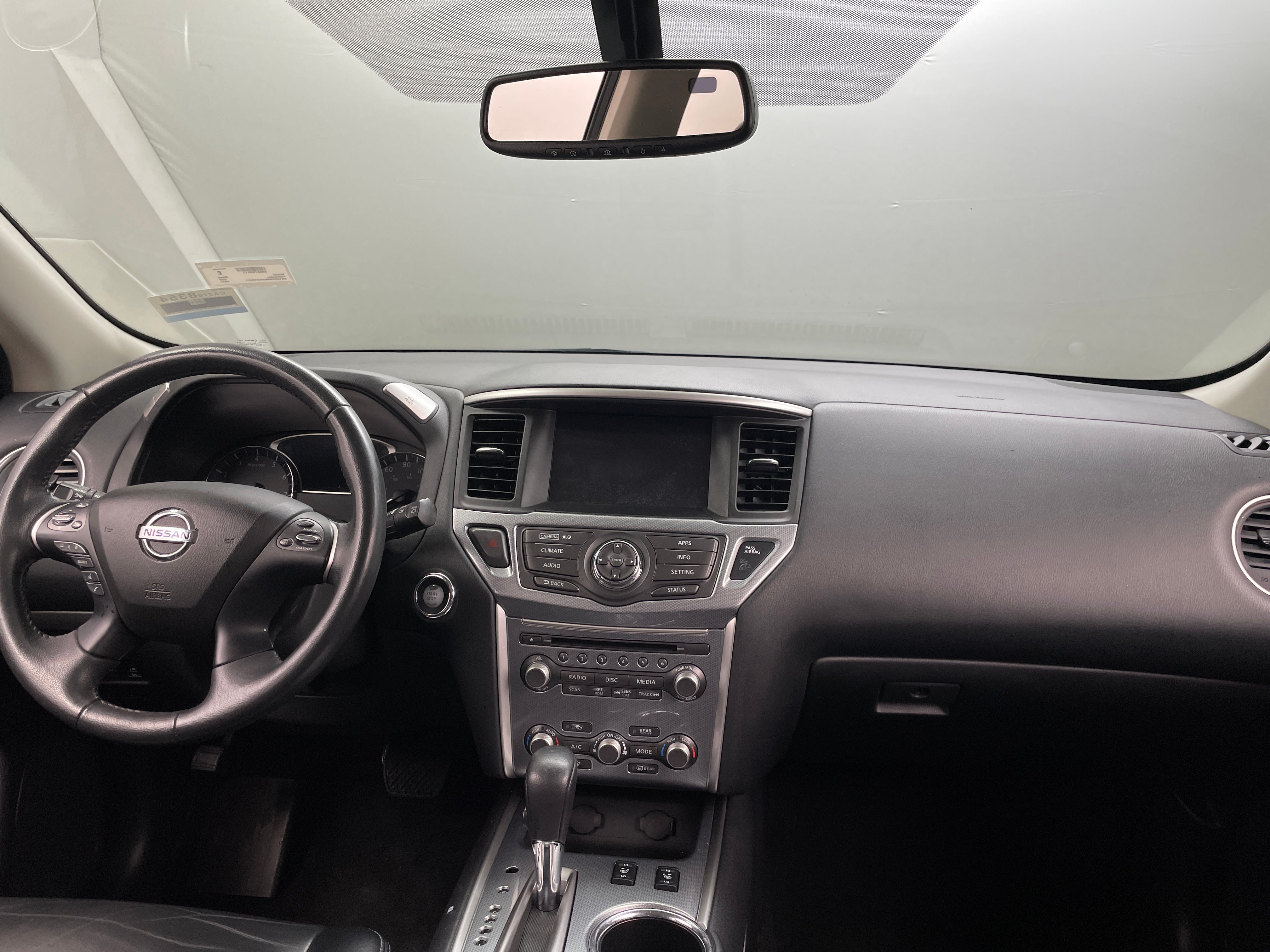 2017 Nissan Pathfinder SL 2