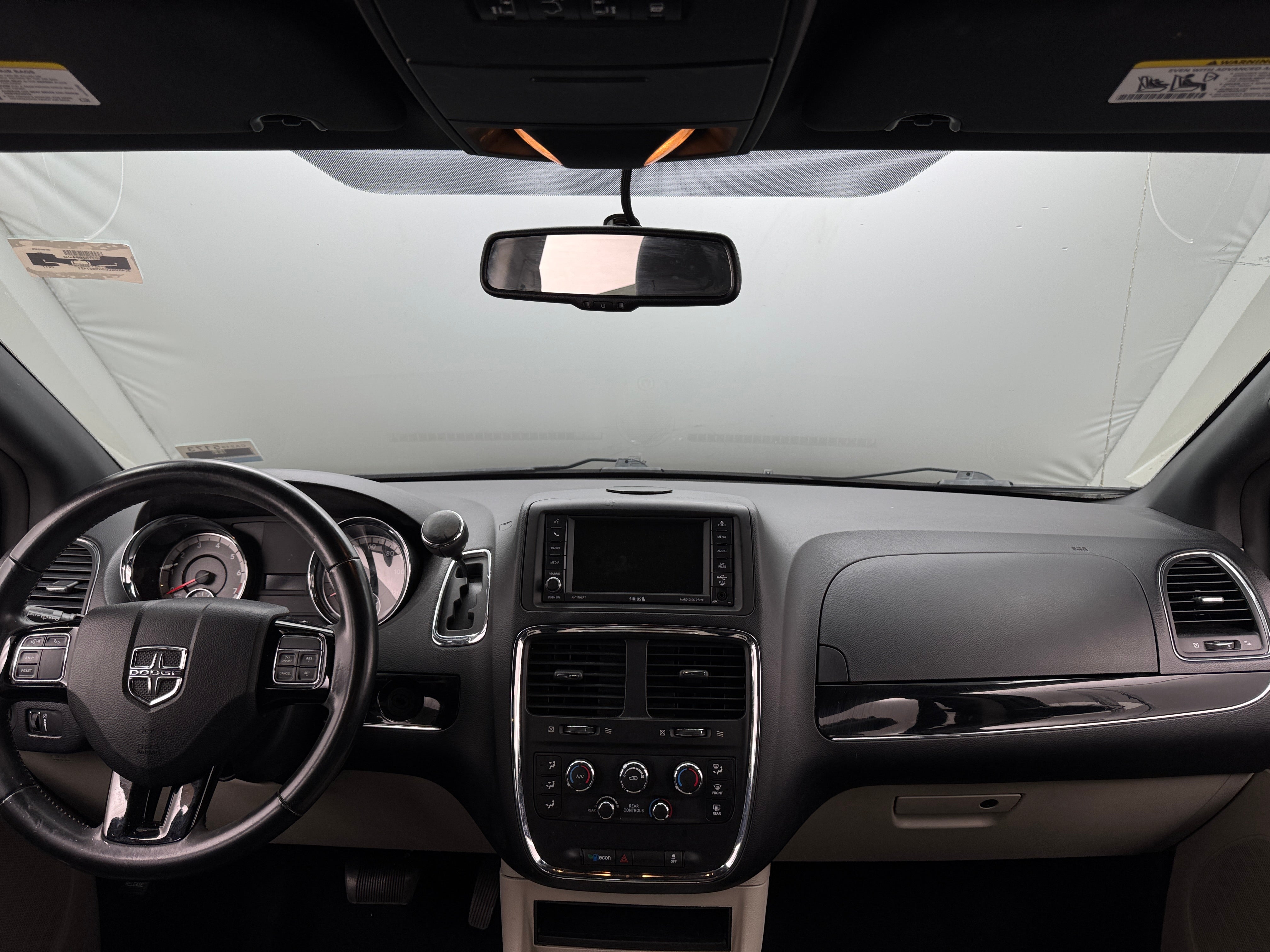 2017 Dodge Grand Caravan SXT 2