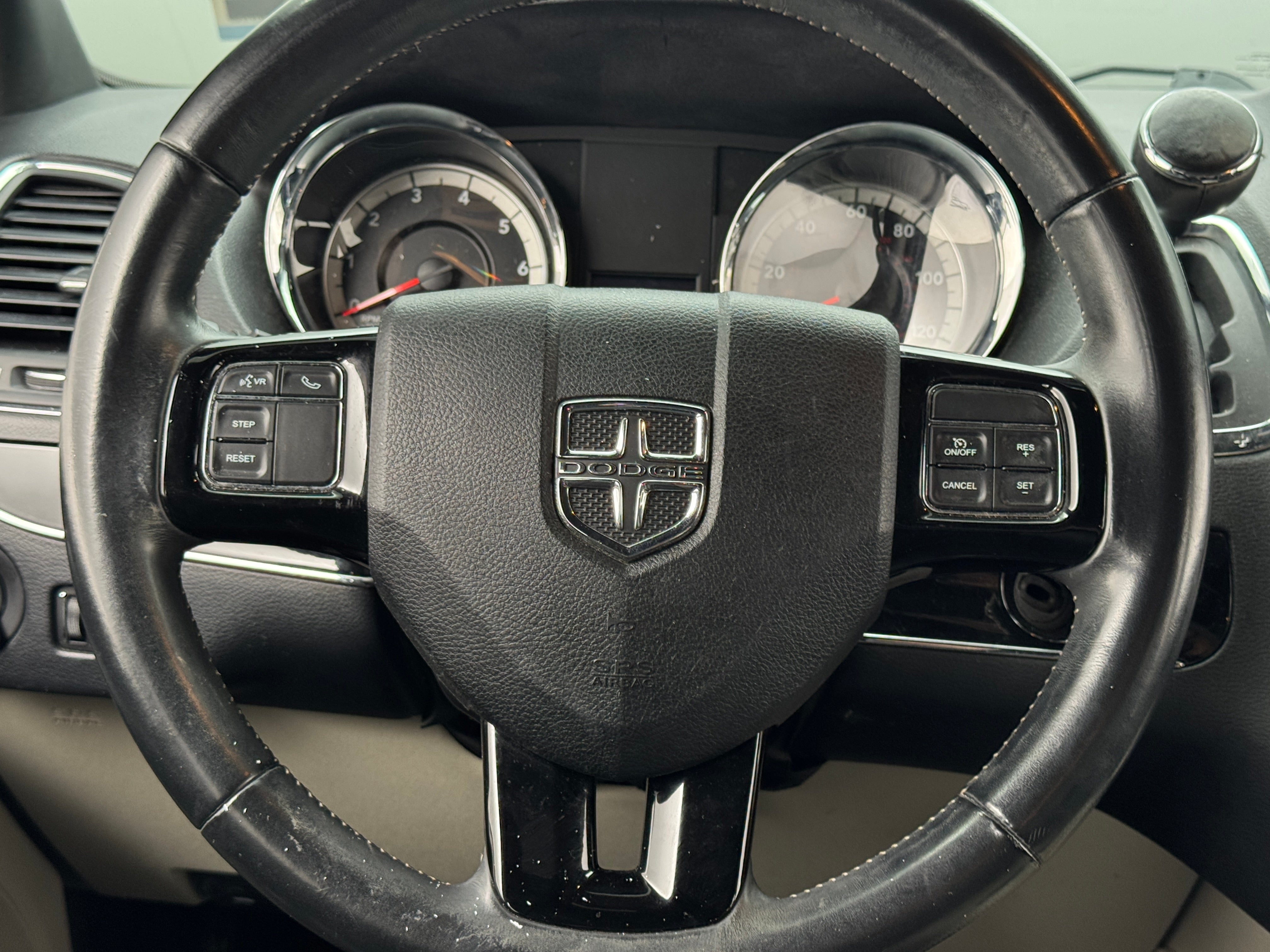 2017 Dodge Grand Caravan SXT 4