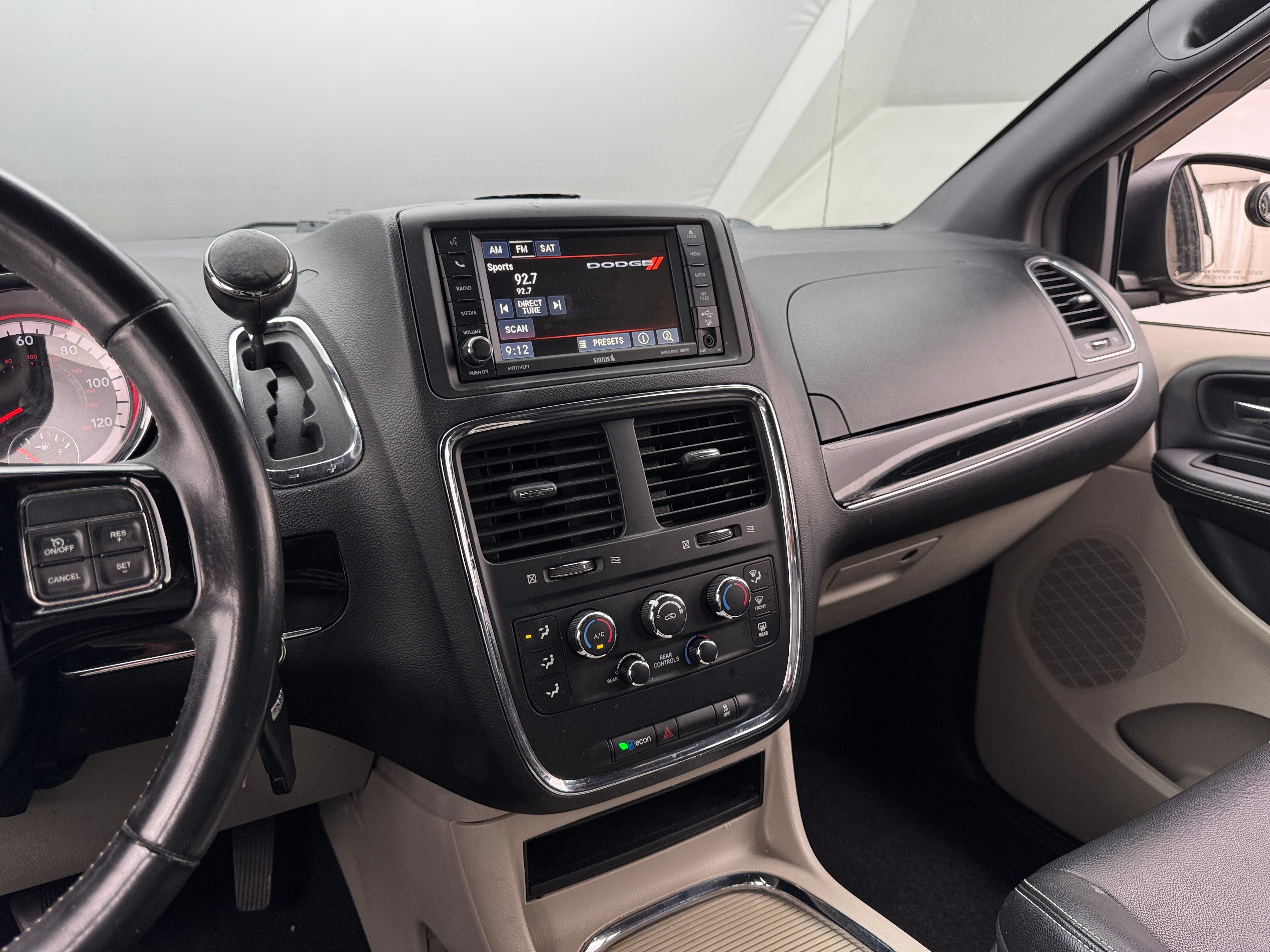 2017 Dodge Grand Caravan SXT 3