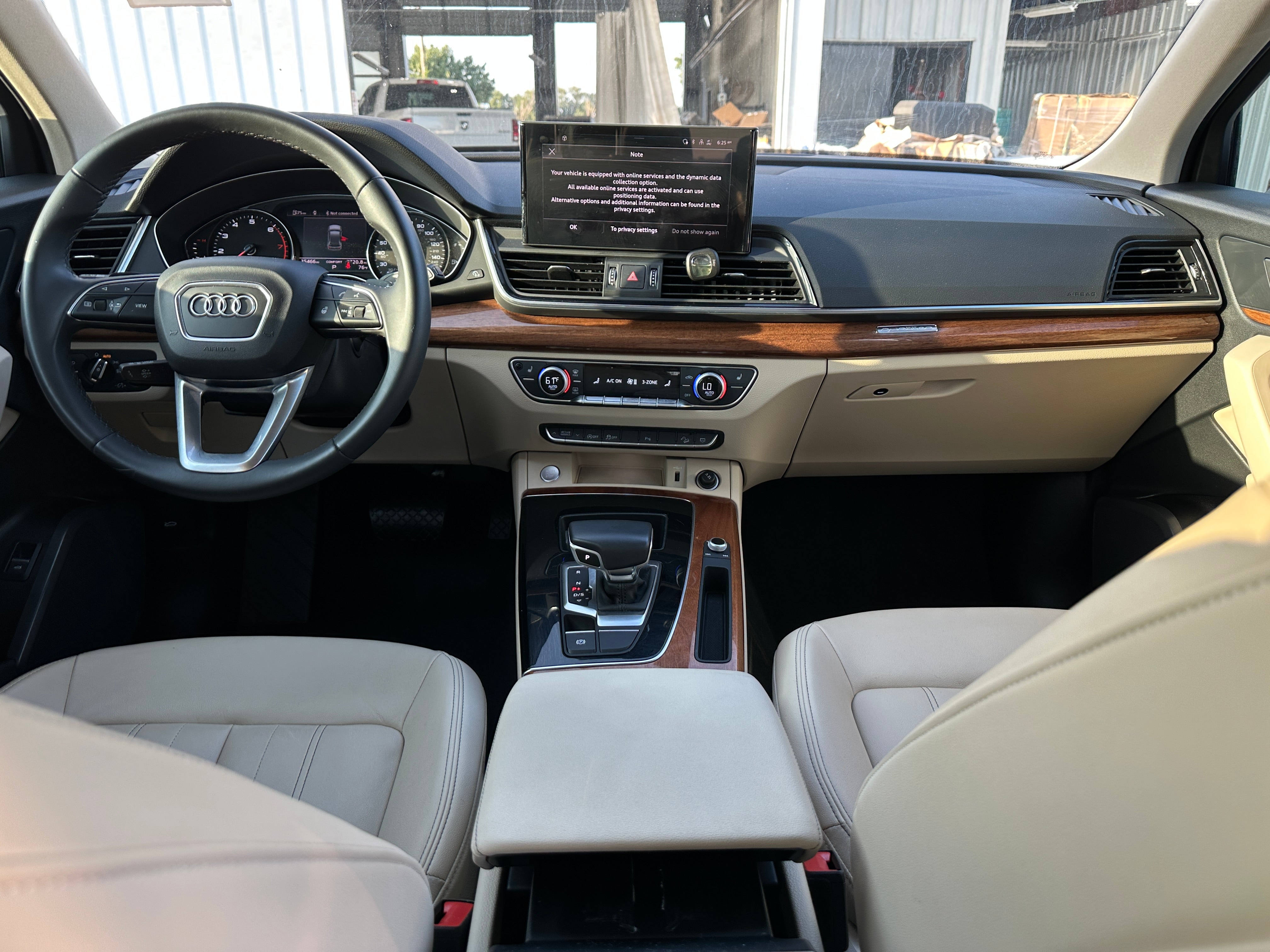 2022 Audi Q5 e Premium 2