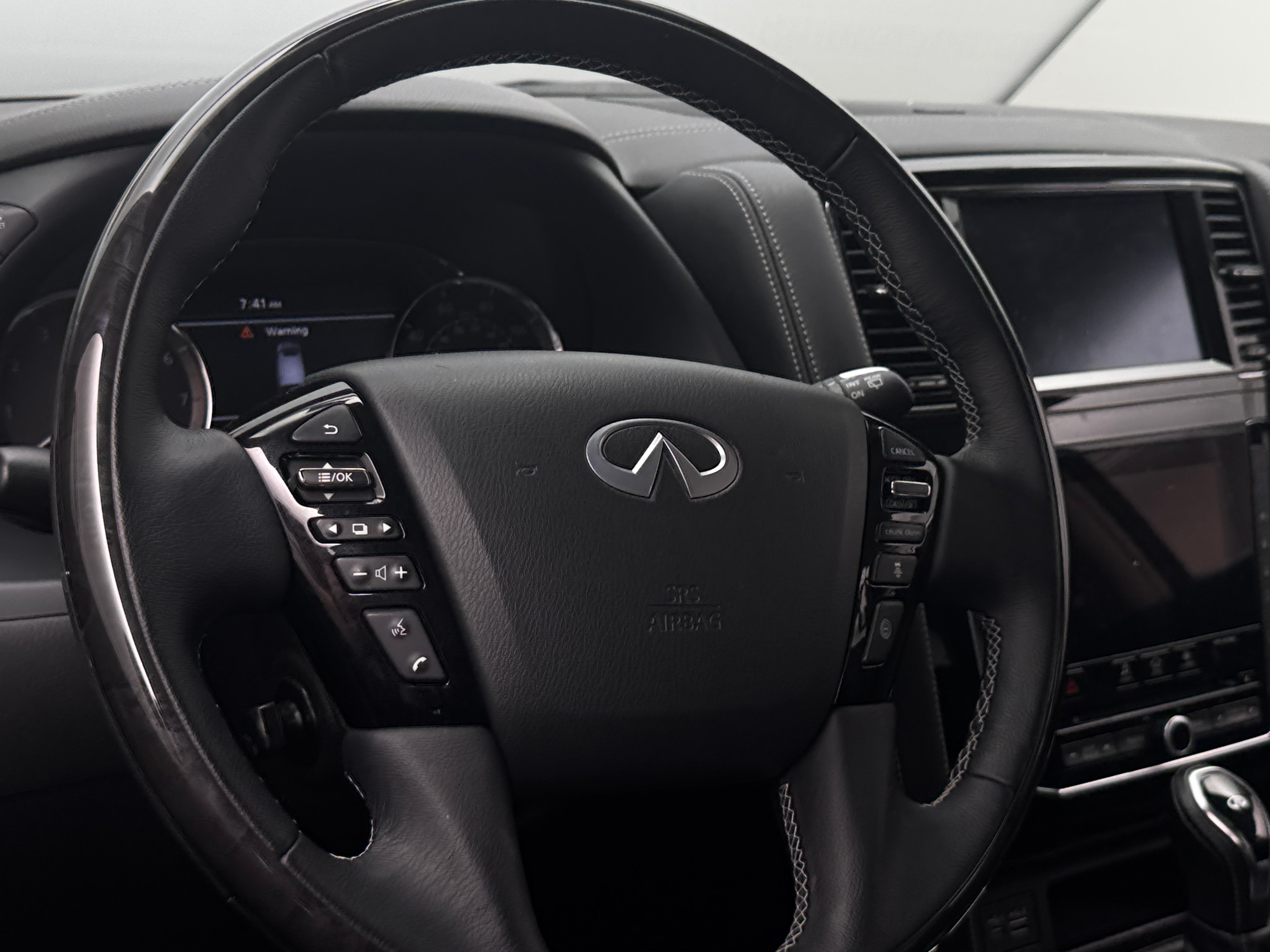 2020 INFINITI QX80 Luxe 4