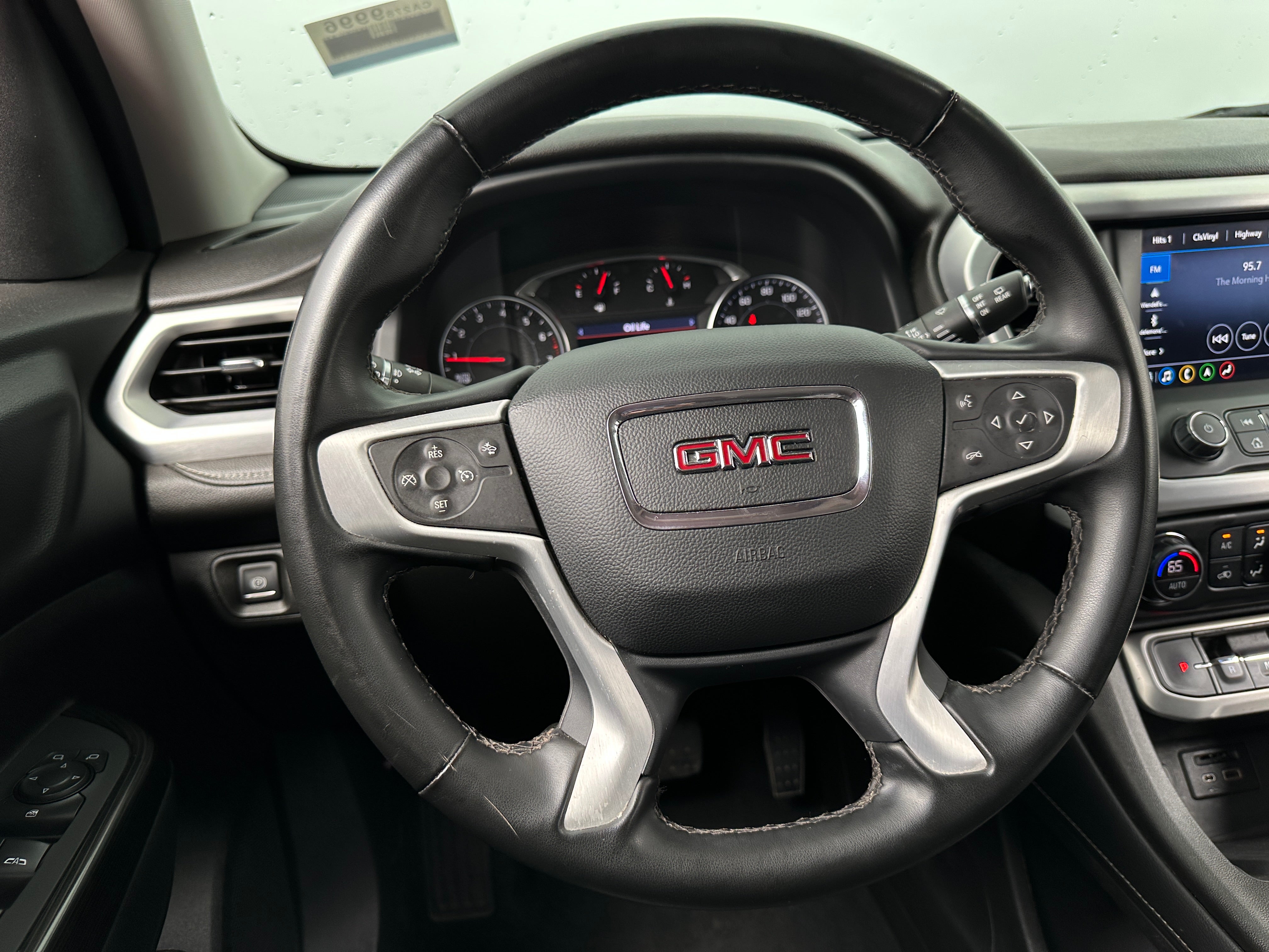 2023 GMC Acadia SLT 4