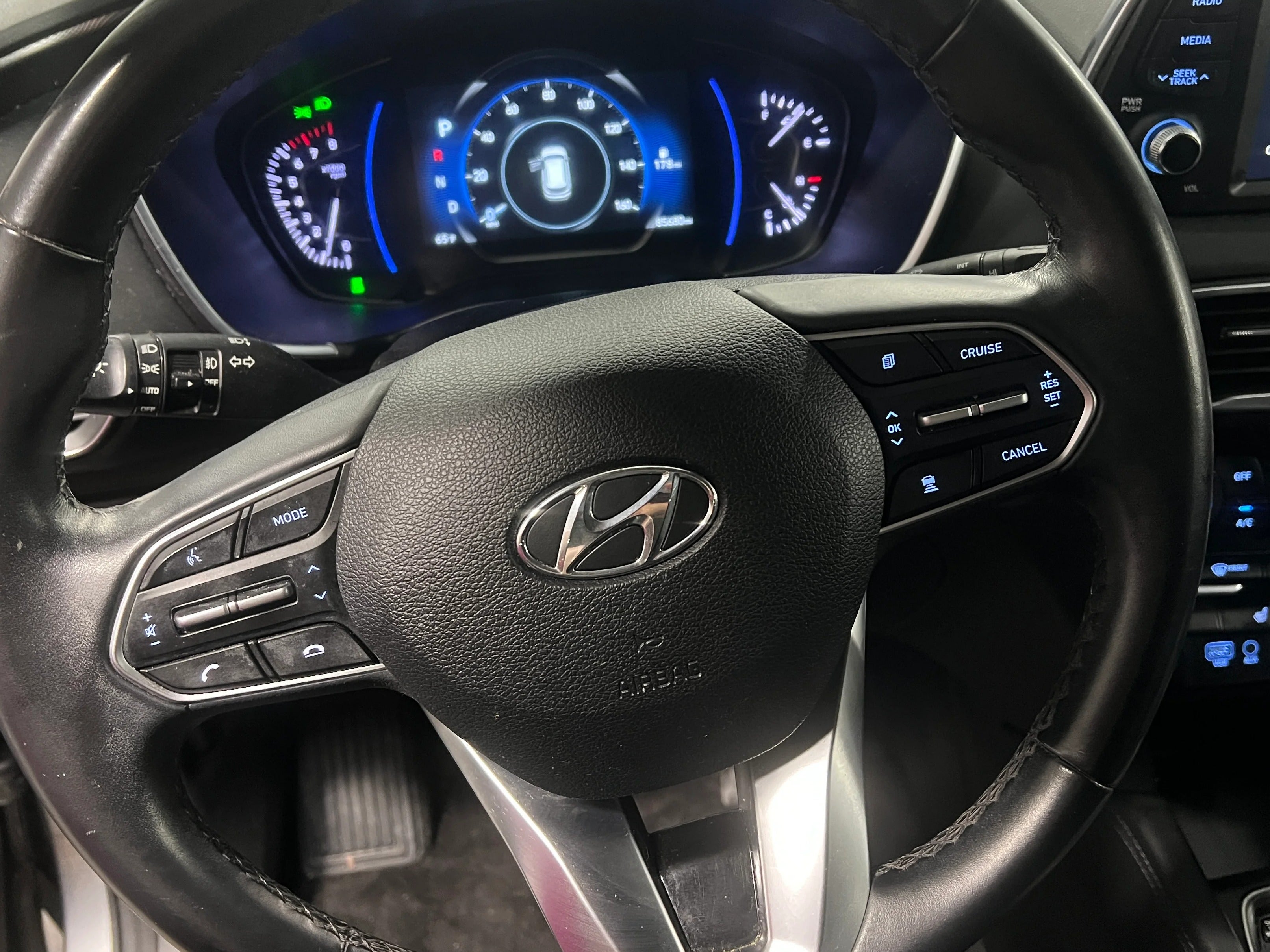 2019 Hyundai Santa Fe Limited 4