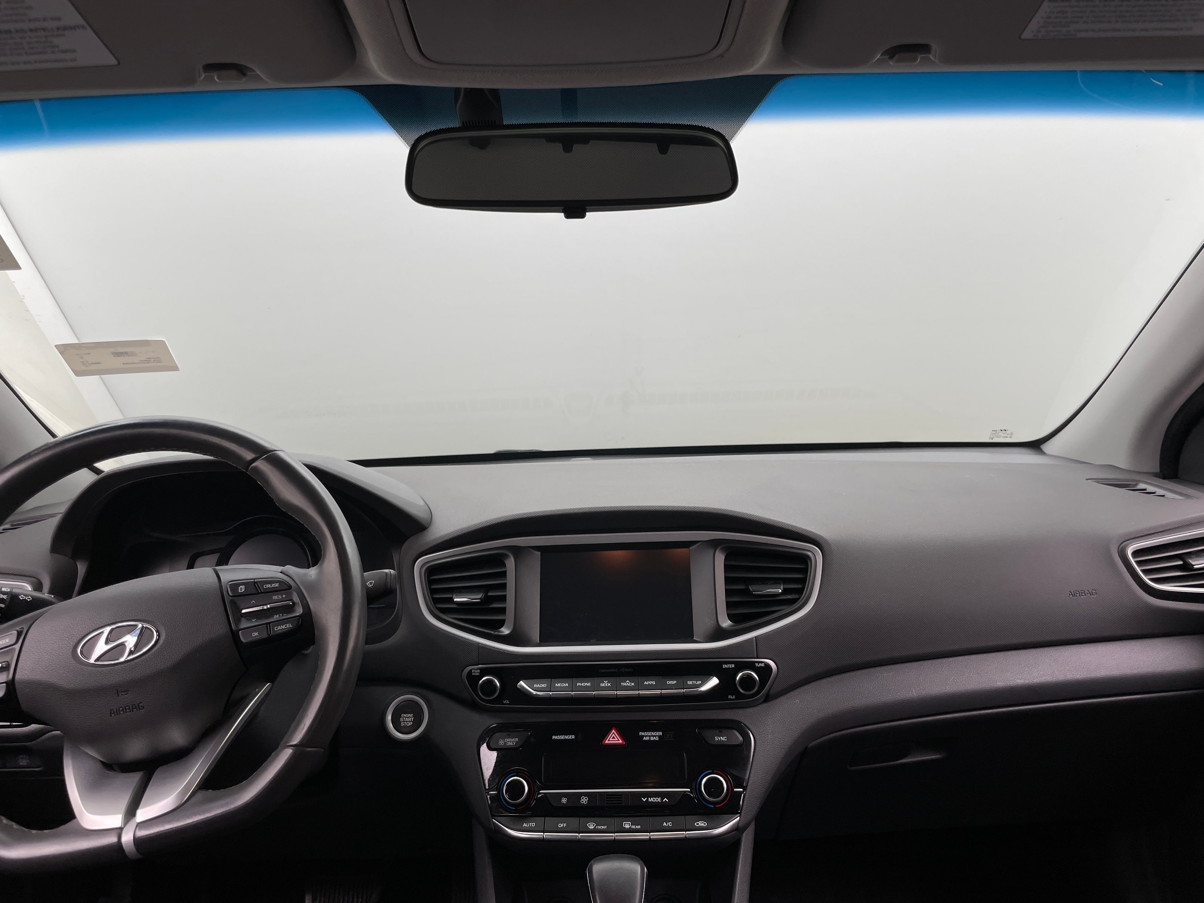 2017 Hyundai Ioniq SEL 3