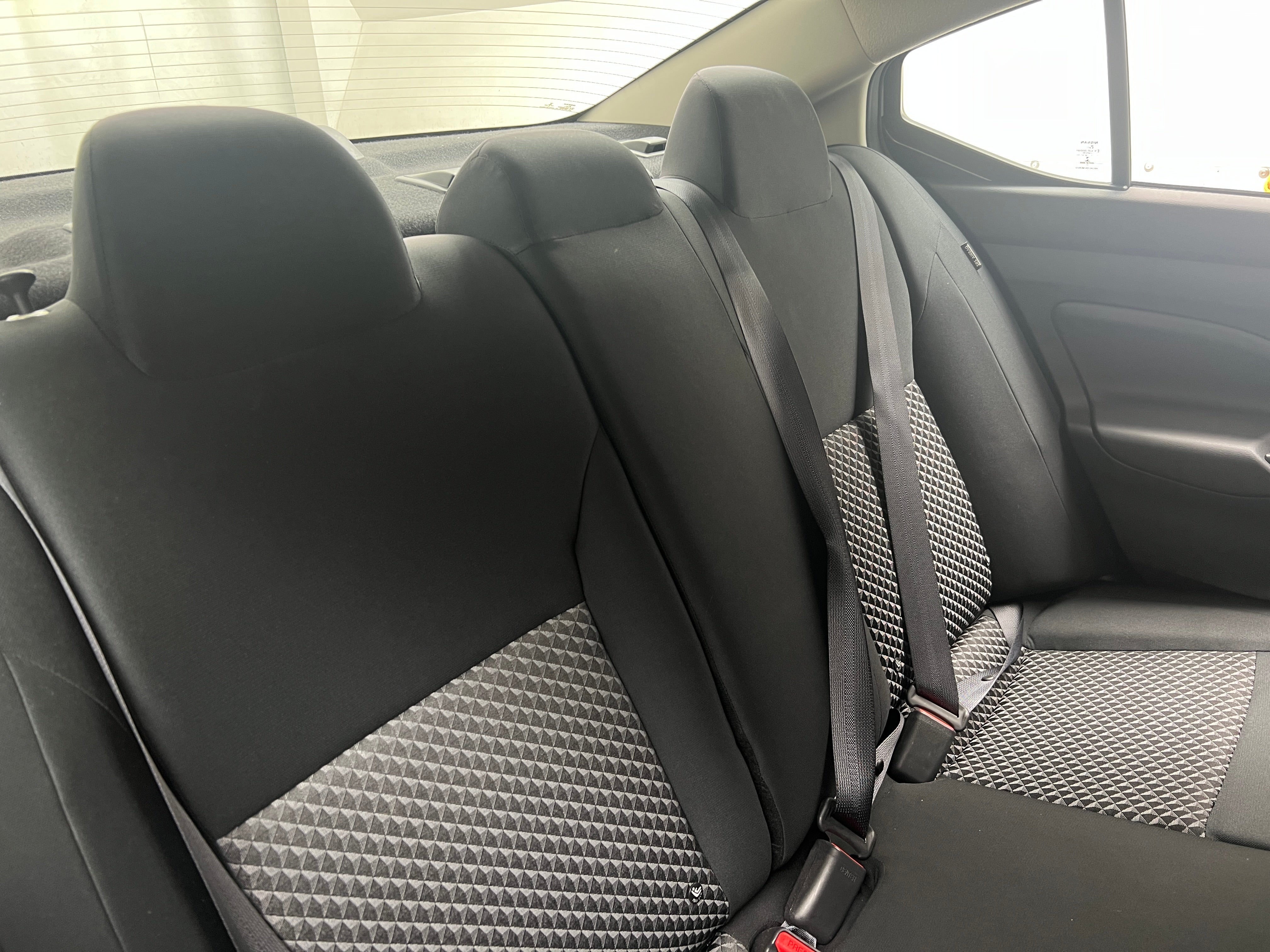2021 Nissan Versa S 6