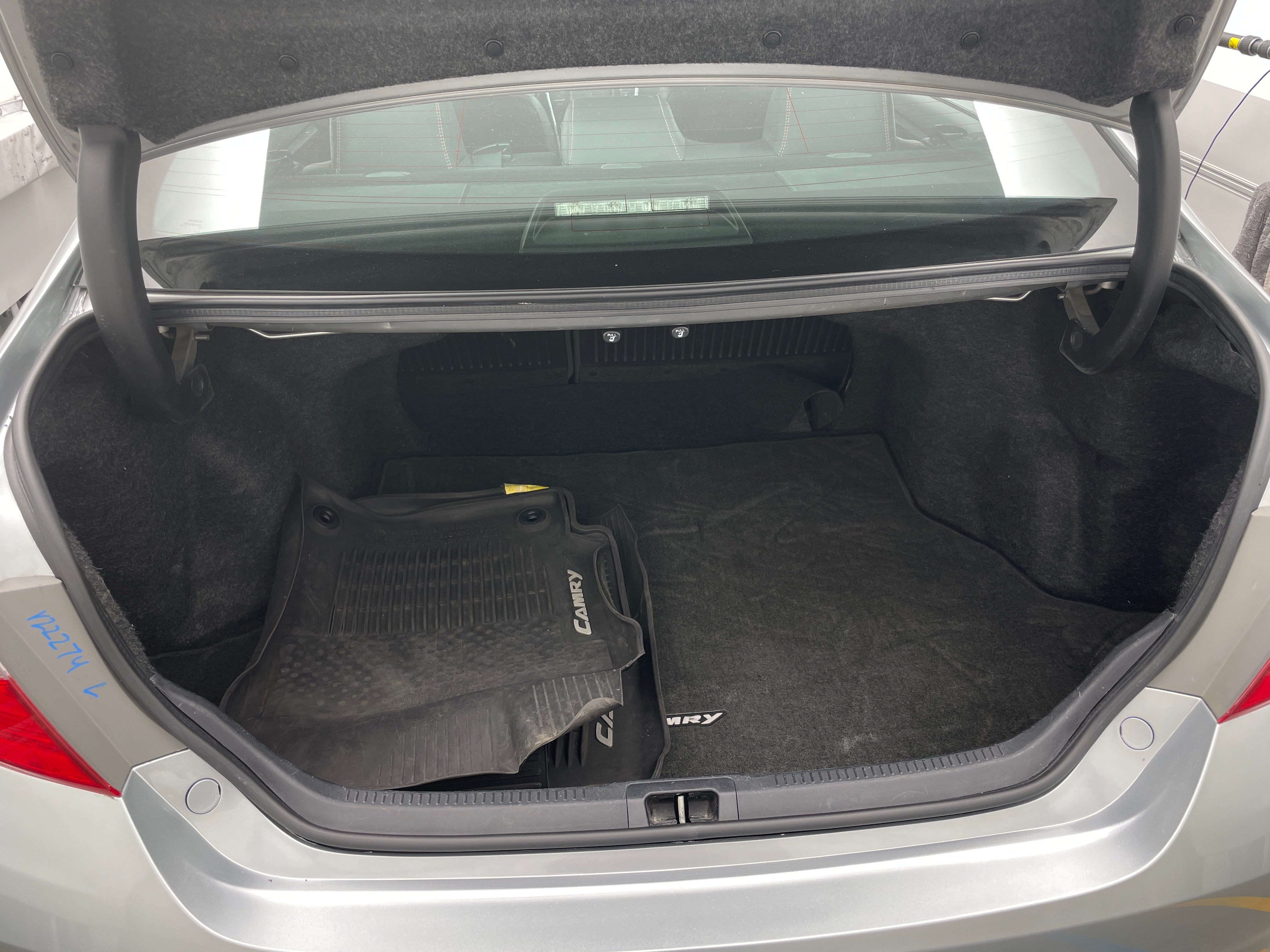 2016 Toyota Camry SE 6